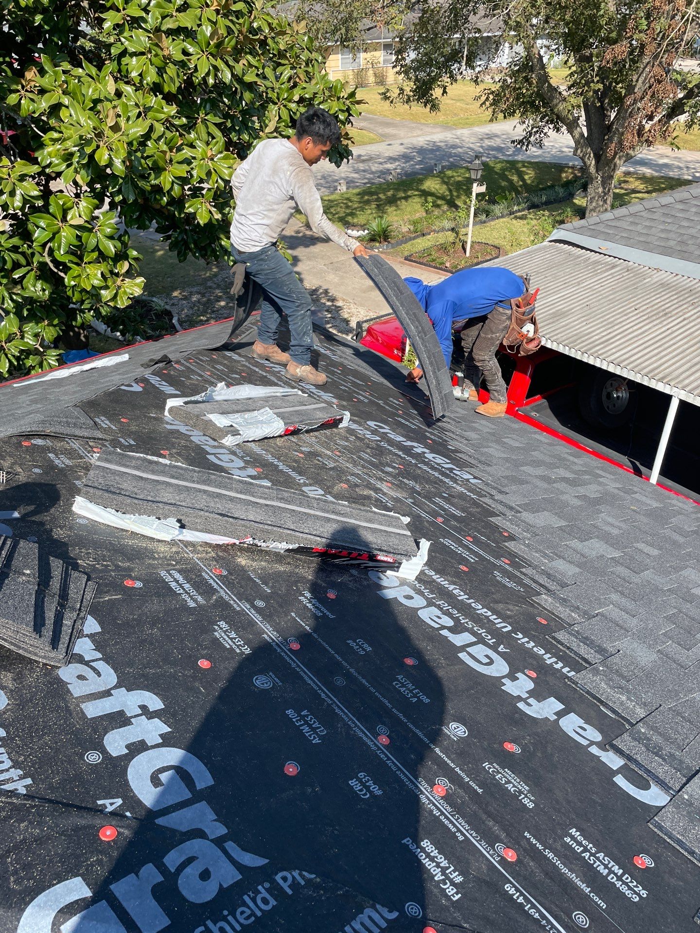 Residential Roofing Installation using Owen's Corning Duration (Lifetime) Shingles by Roof Repair Company