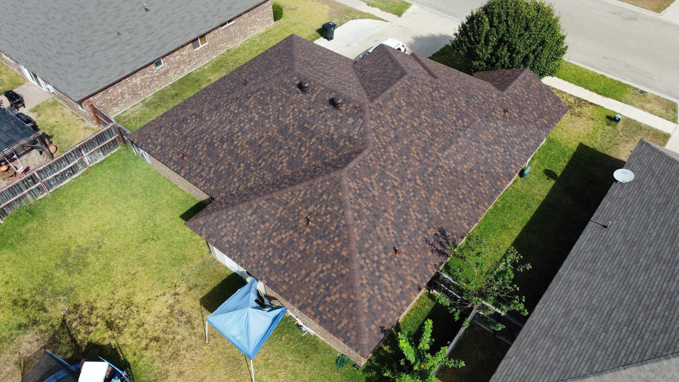 Residential Roofing Installation using Owens Corning Oakridge by Kstylez Roofing & Construction