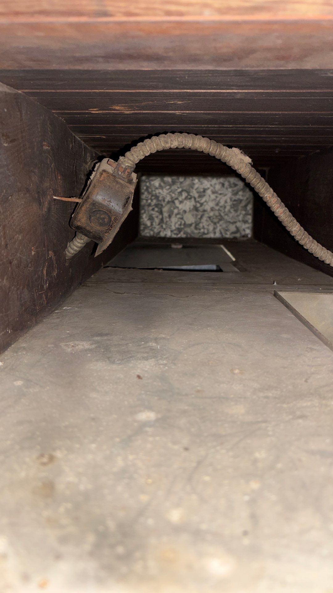 Full-System Air Duct Cleaning and Maintenance in Pittsburgh by Superior Air Duct Cleaning