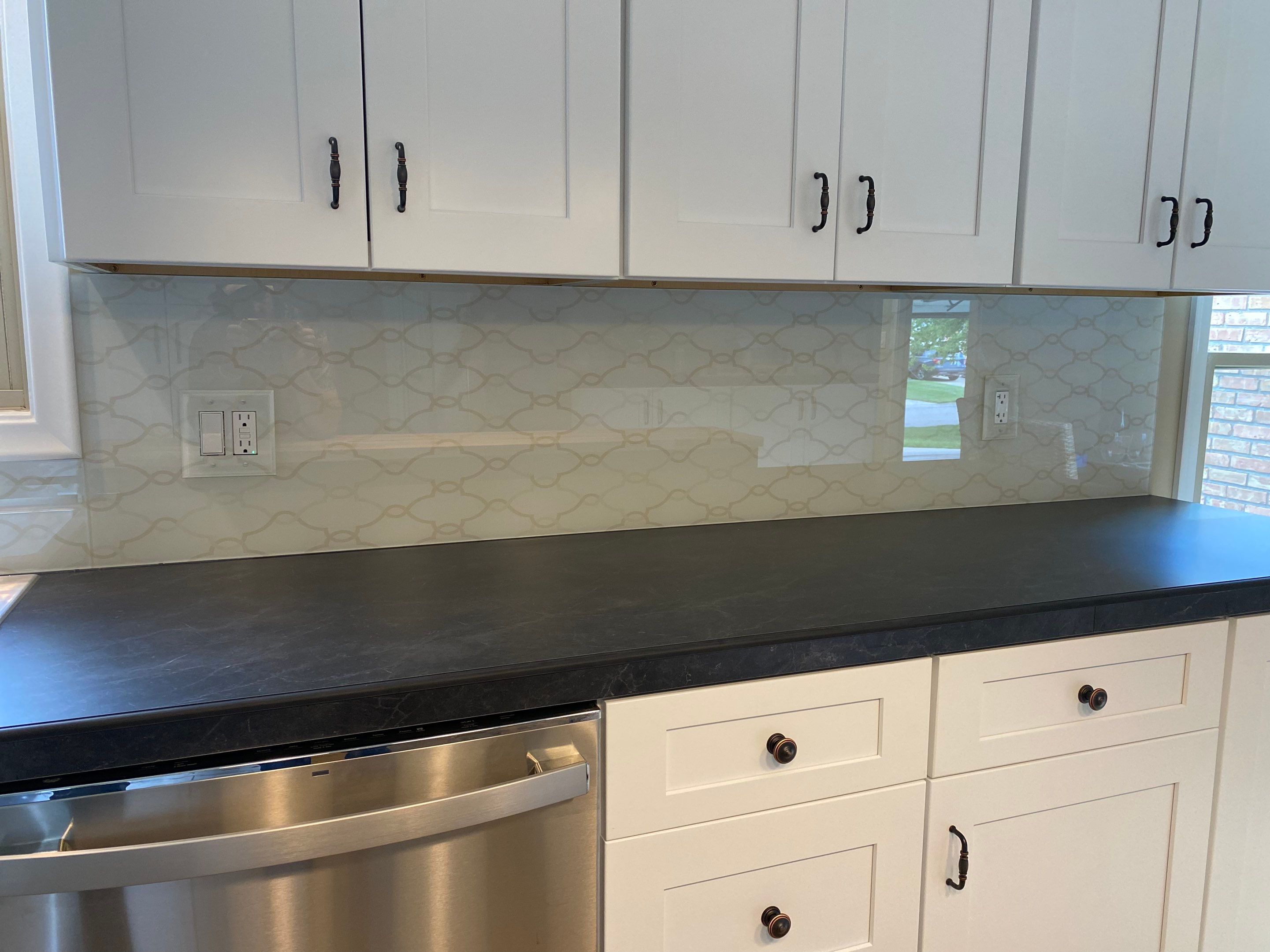 Kitchen Remodel using IMAGIO Arabesque Drops Solid Glass Backsplash by IMAGIO
