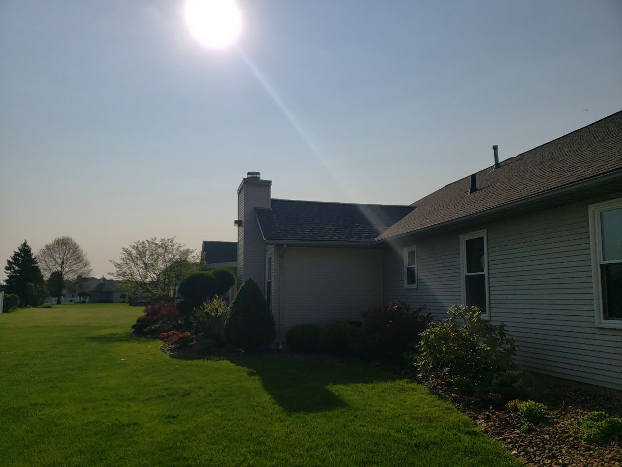 Brand: Atlas Pinnacle Color: Pristine Scotchgard Weathered Shadow Drip: Musket Brown by Eagle Eye Roofing