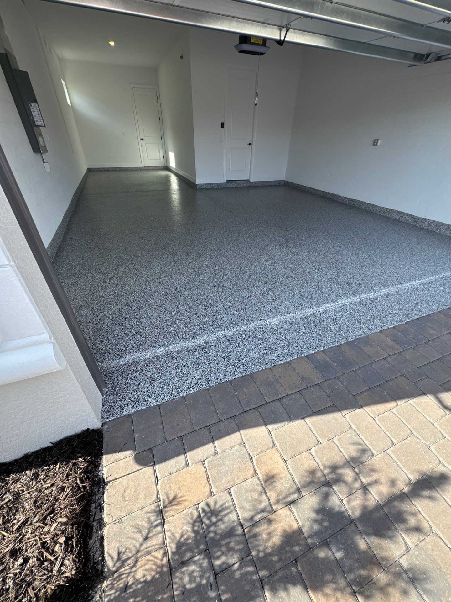 Sarasota, FL Polyaspartic Garage Floor Coating by Performance Floors & Coating