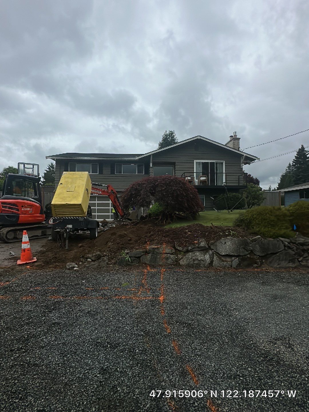 Justin | Retaining Wall, Landscape Project  by Jireh Asphalt & Concrete Inc 