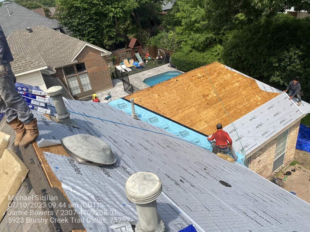 Project in Dallas by Zeus Exteriors