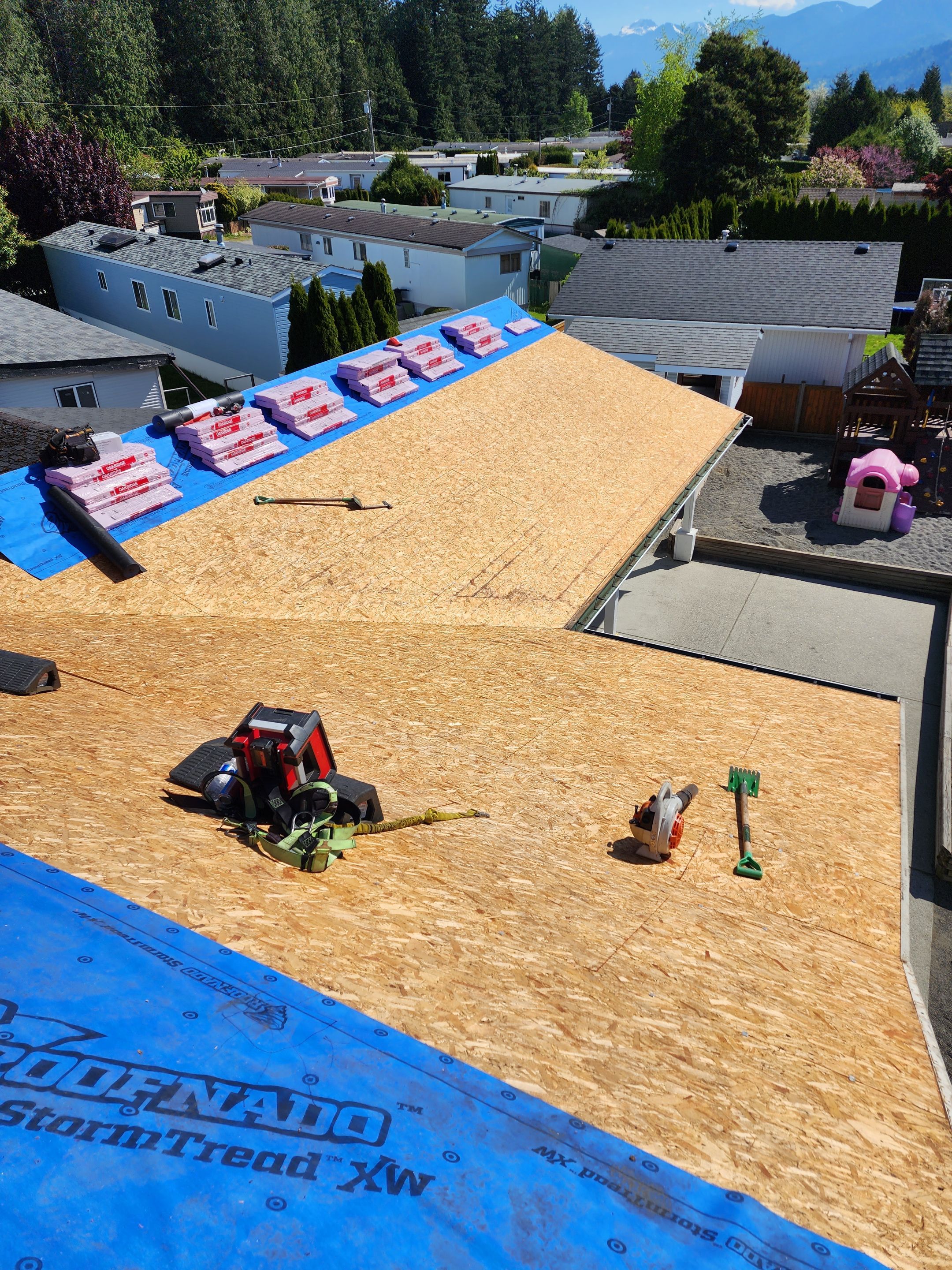 Residential Roofing Installation using Estate Gray Shingles by Top Notch Roofing Inc