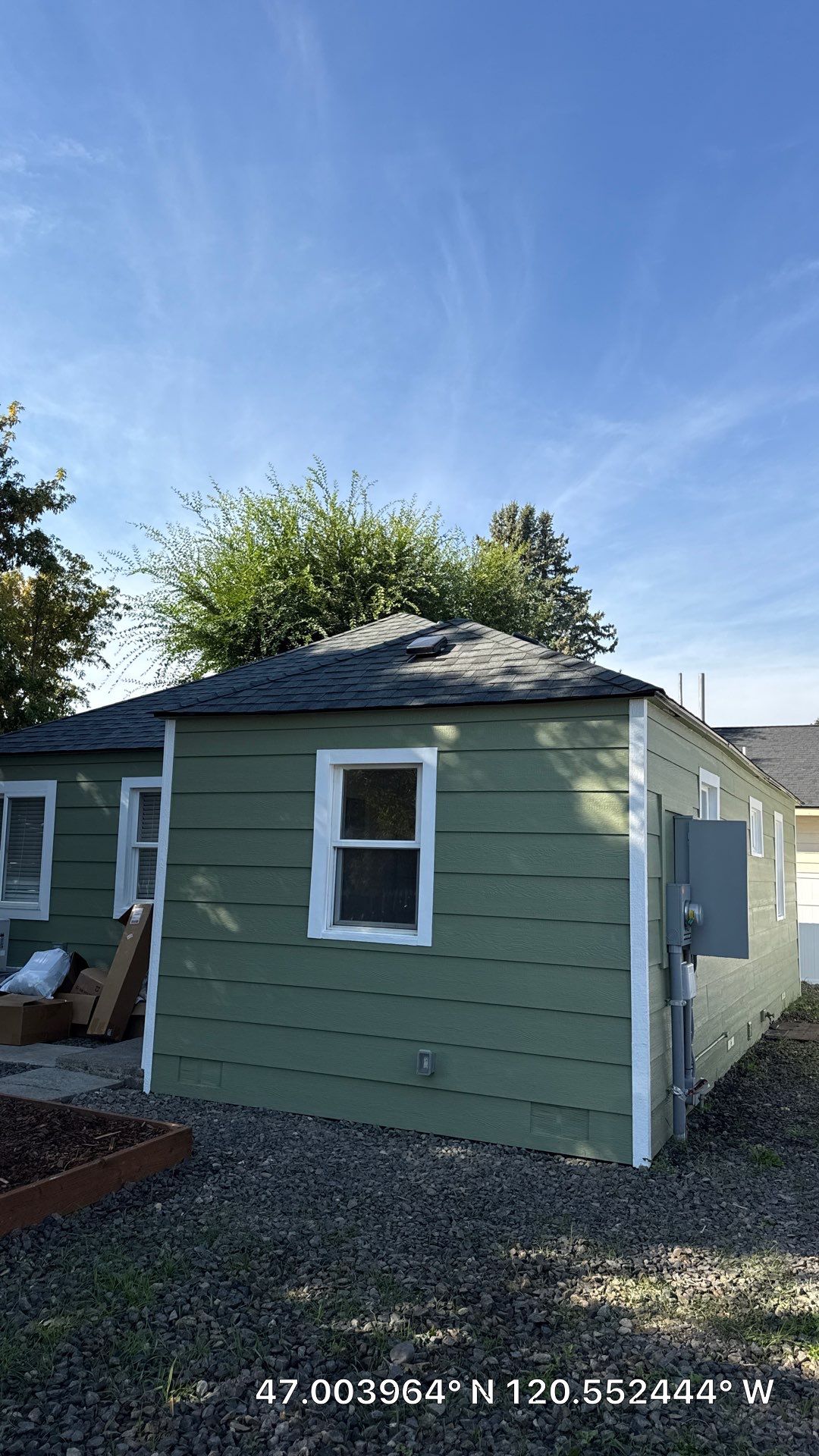 Full Exterior Siding and Shingle Roof Replacement in Ellensburg by Alpine Roofing