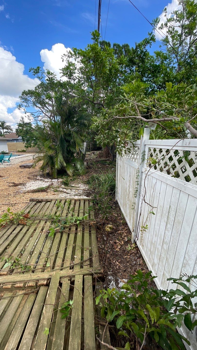 Wood Fence Installation using Horizontal Shadowbox Wood Privacy Fence by Asap fence and gates, LLC