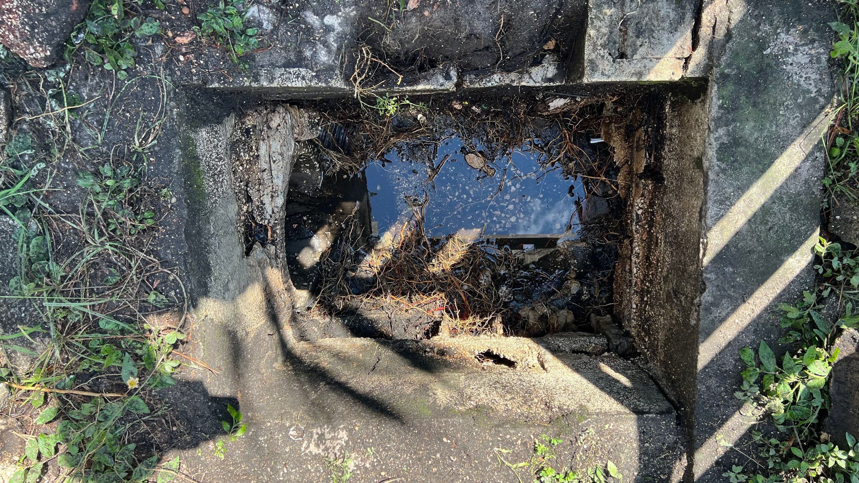Apartment Complex Storm Water System Cleaning and Maintenance by APS Power & Water