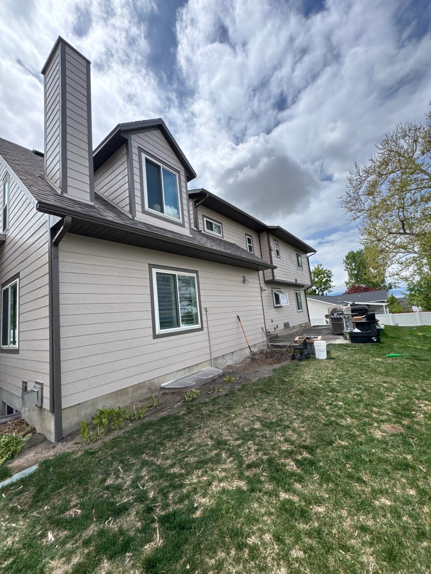 Siding in Lindon by Master Rain Gutters.