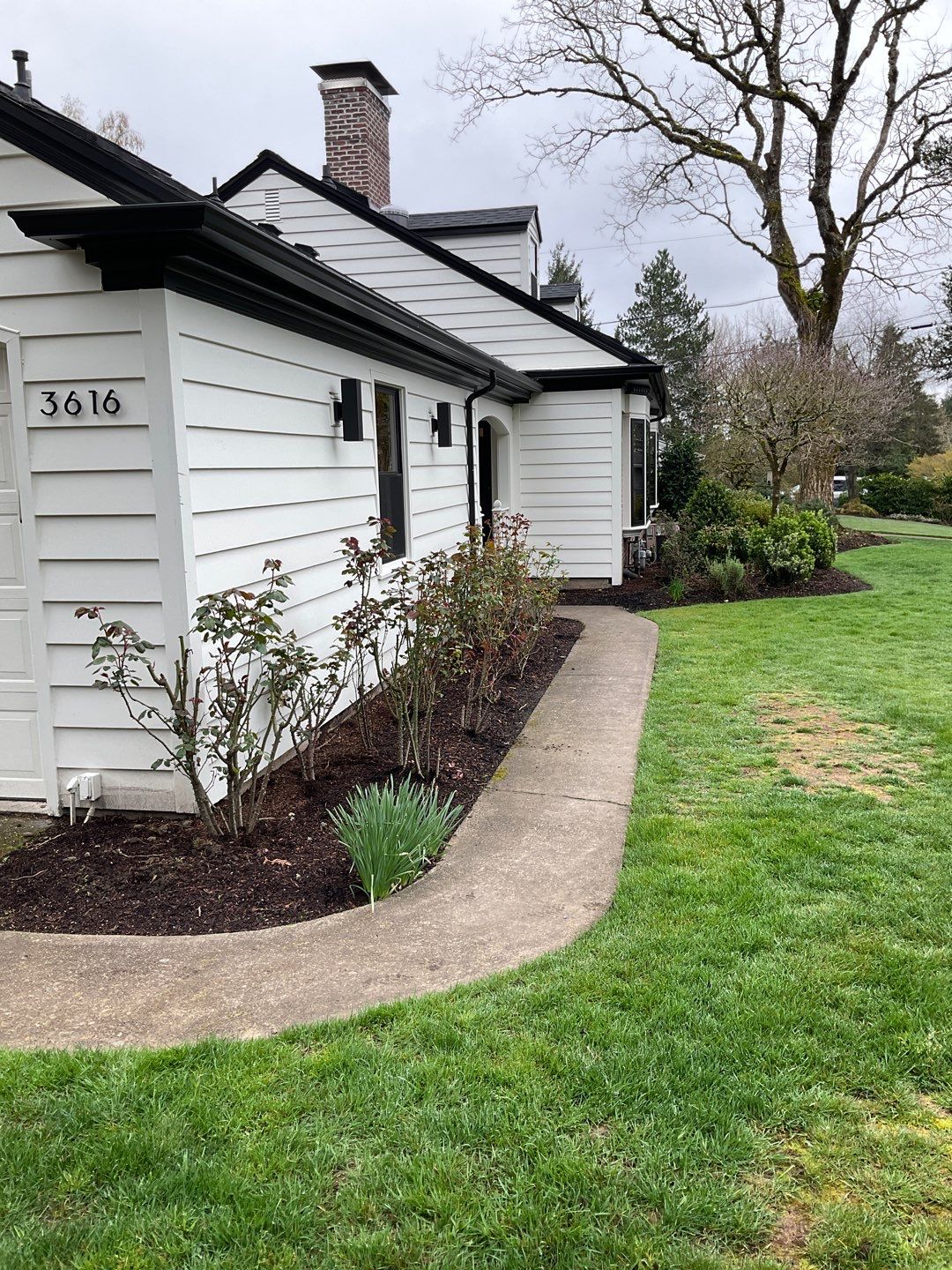 Flat work by Willamette Outdoor Wash LLC