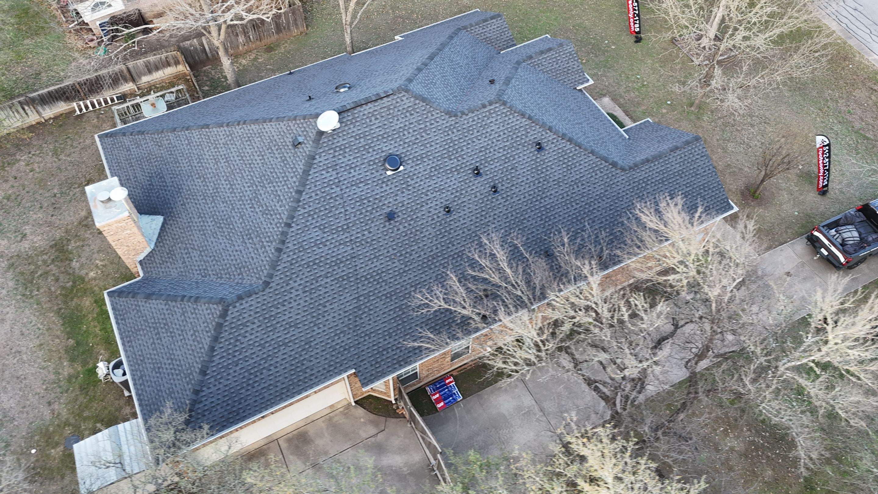 Charcoal - GAF Timberline HDZ by RoofsOnly.com