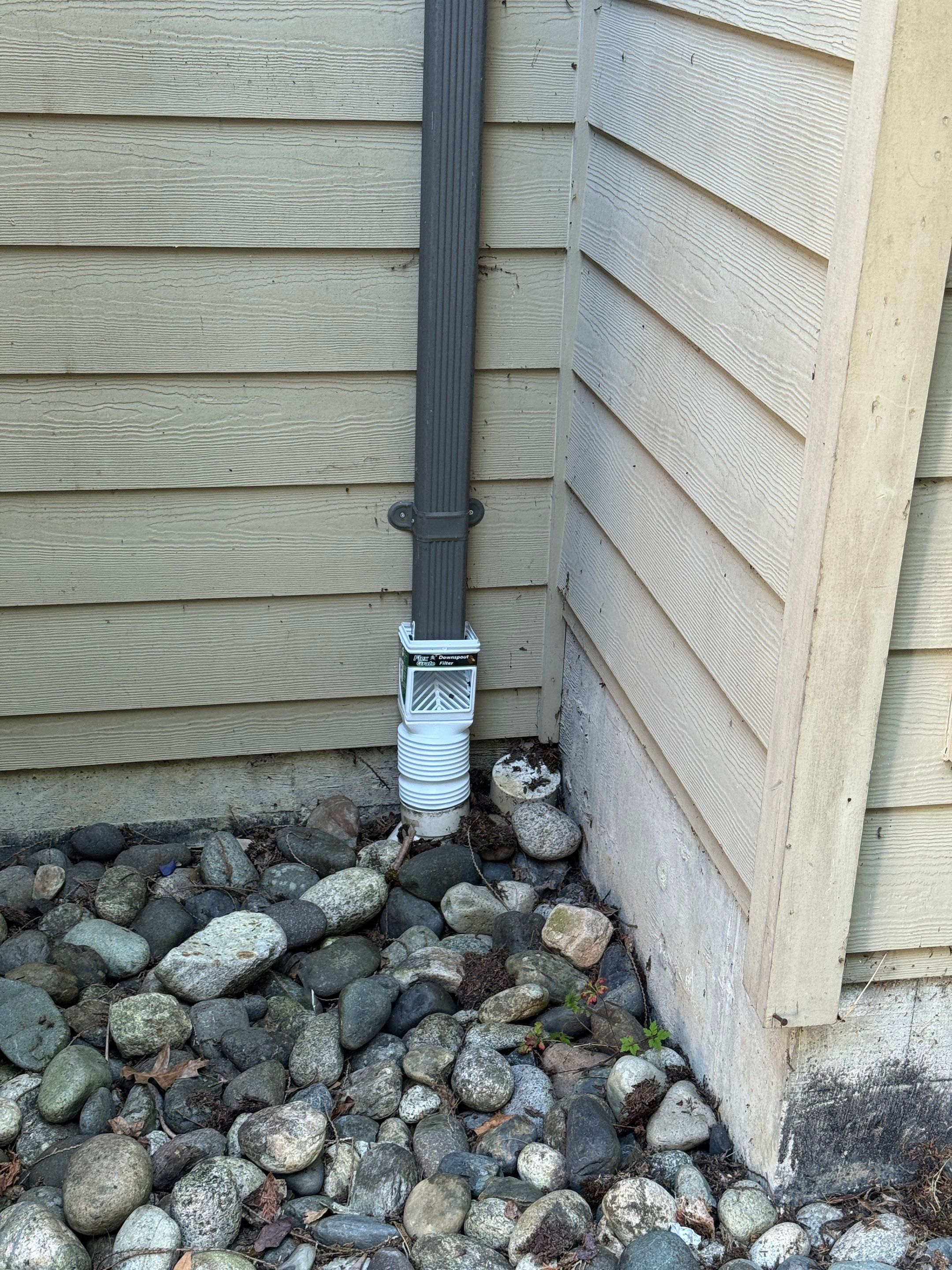 Gutter Cleaning in West Vancouver by YVR Construction Group