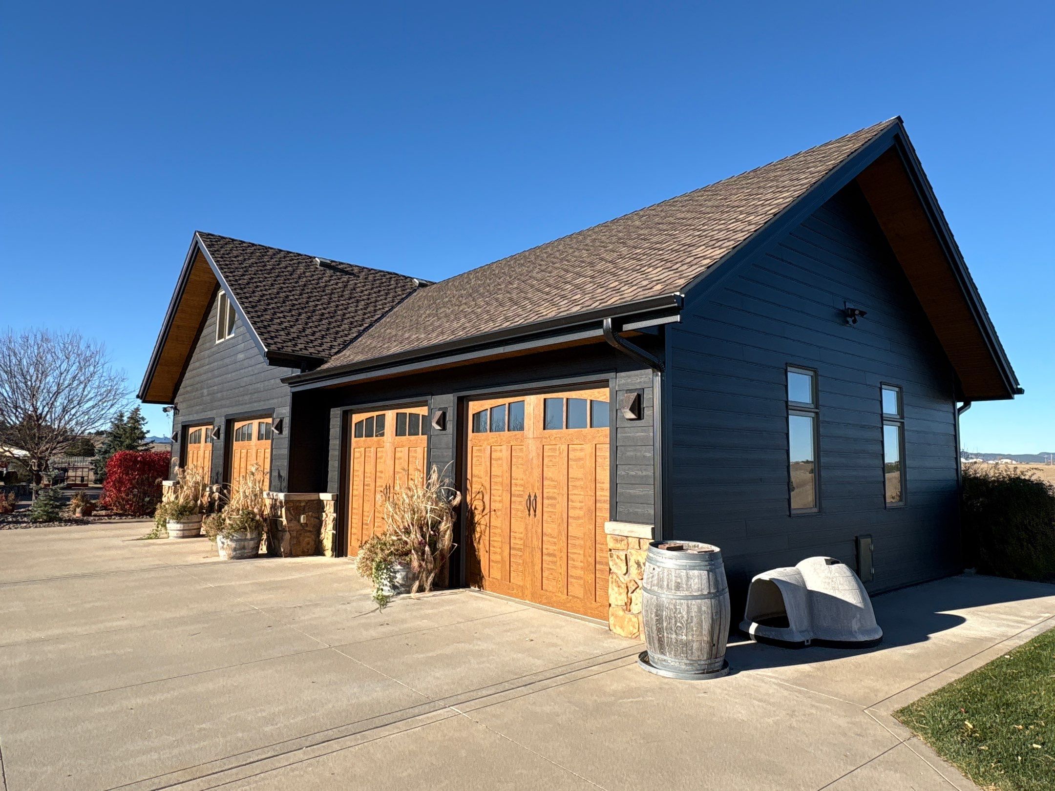 Beautiful Country Home Gets Updates by Superior Siding Inc