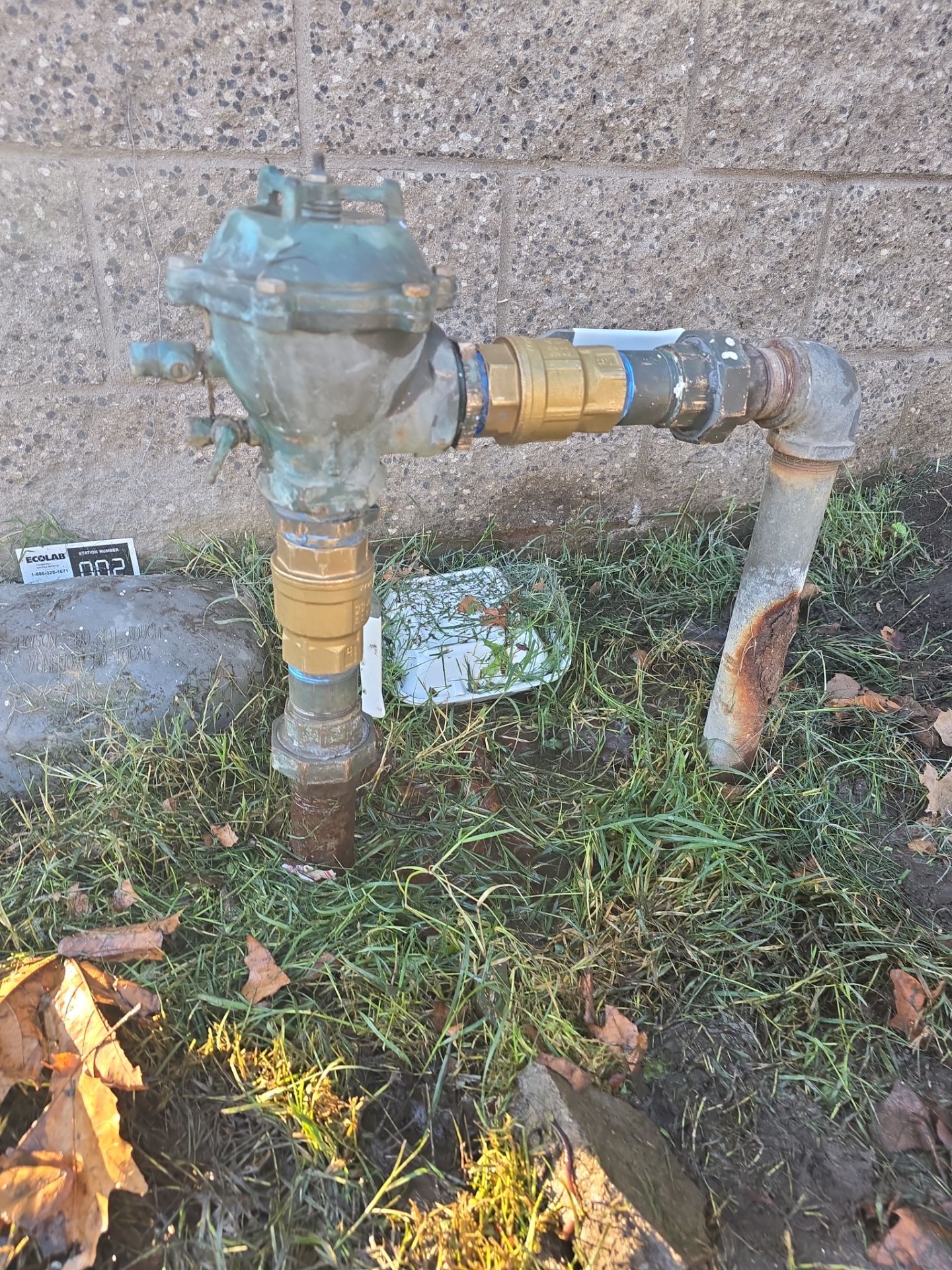 Outdoor Leaking Water Valve Repair by Us Plumbing
