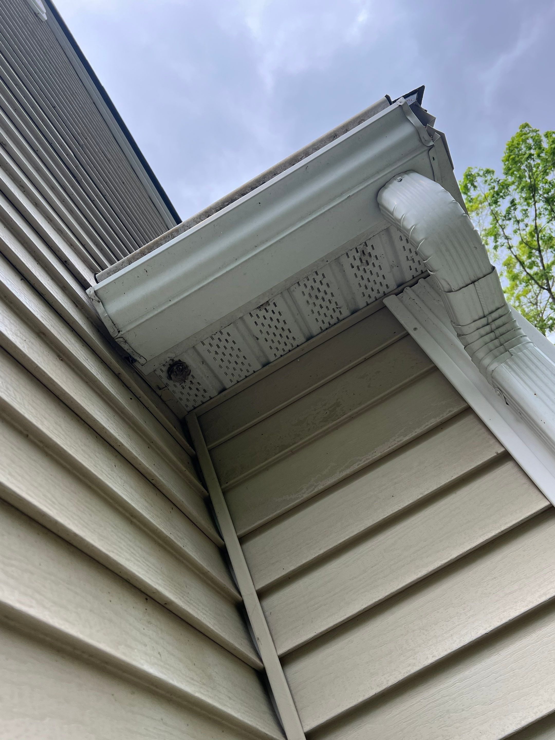 Leak Repair & Gutter Replacement in Chelmsford, MA by Mighty Dog Roofing of Greater Middlesex County