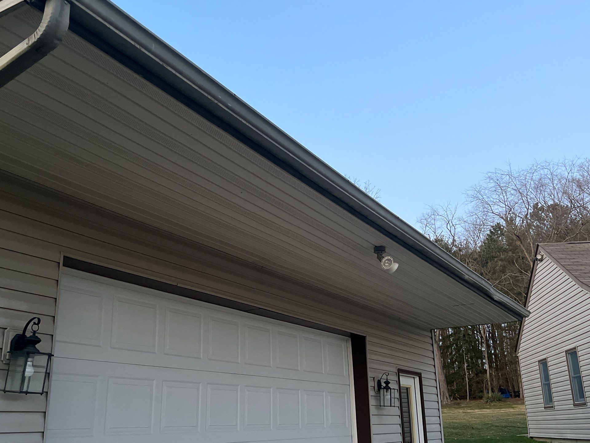 Daniel Horn by Silver Leaf Contracting 