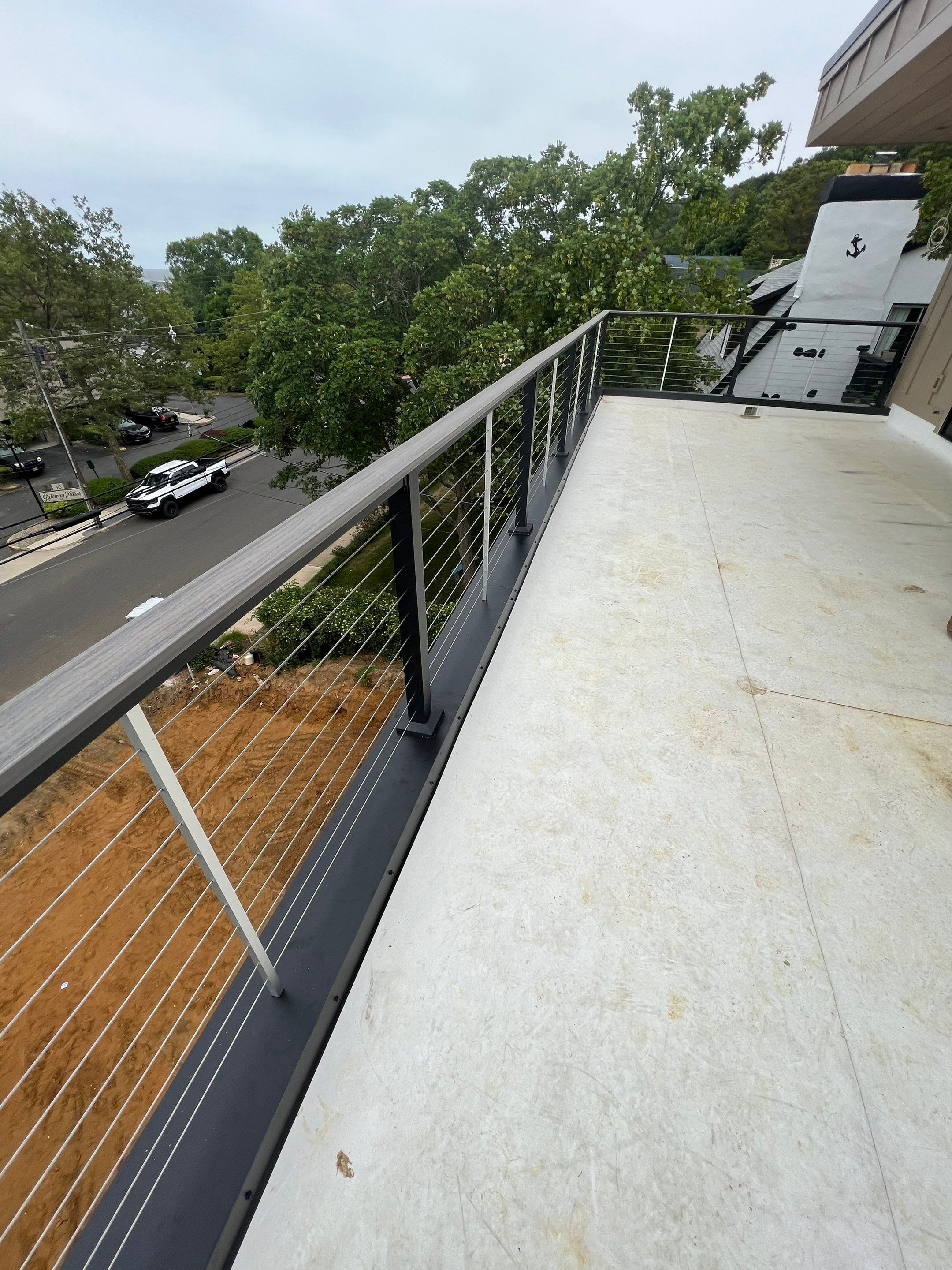 Railing install In the Highlands  by deck guardian