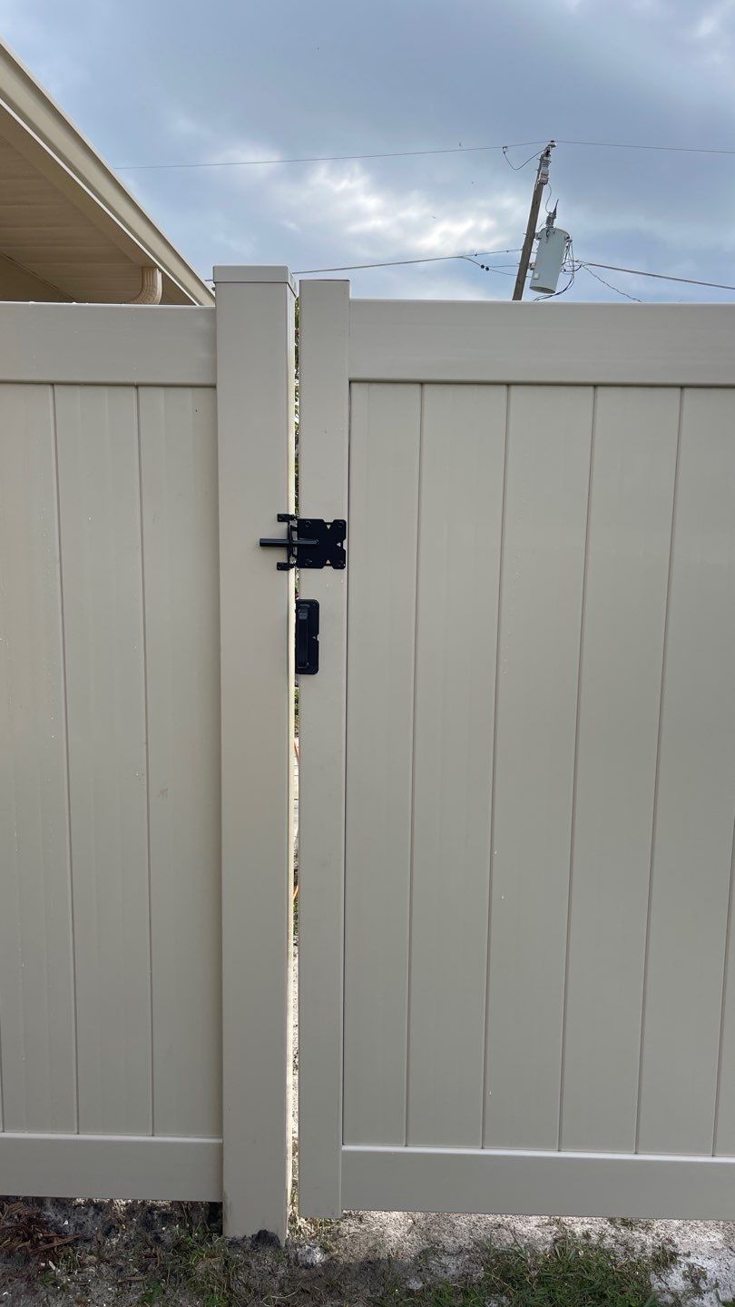 Vinyl Fence Installation using Vinyl Privacy Fence  by Asap fence and gates, LLC