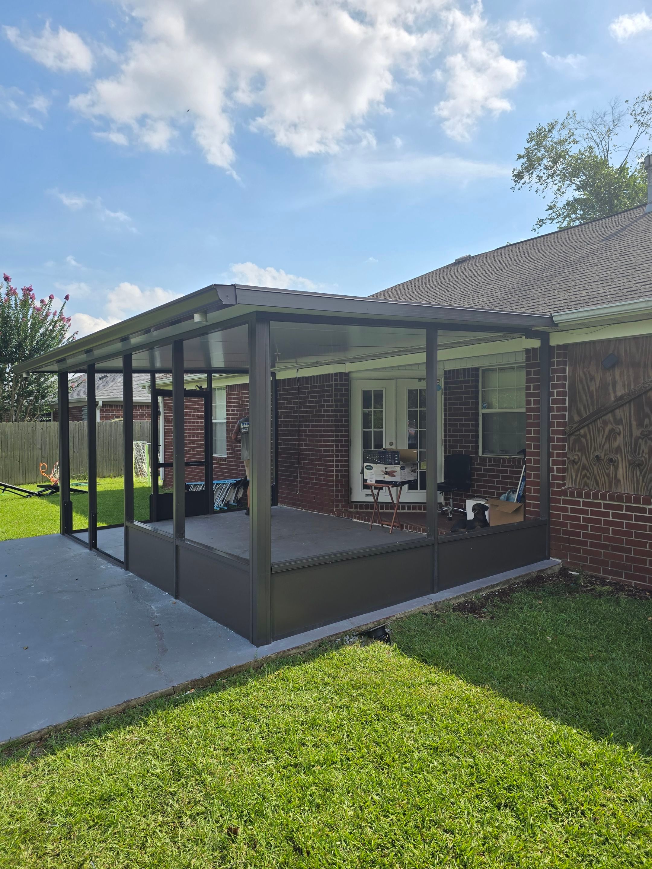 Screen Room Using Colorbeam by Titan Sunrooms