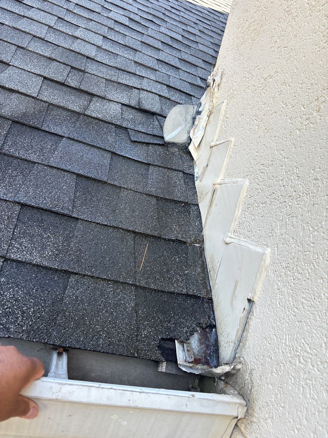 Flashing wrong installation by Deerfield Roofing LLC