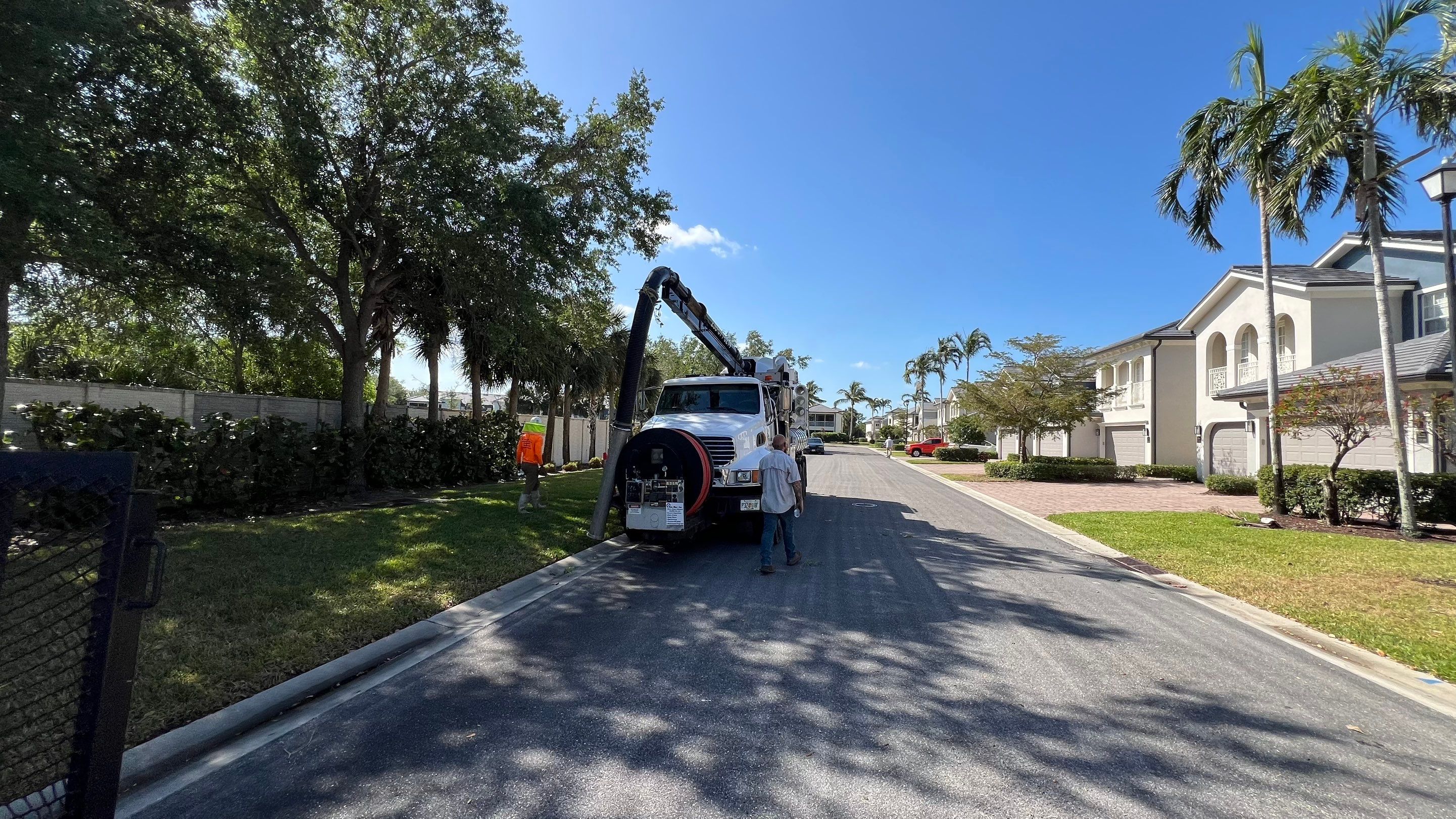Estero Community Stormwater System Maintenance by APS Power & Water