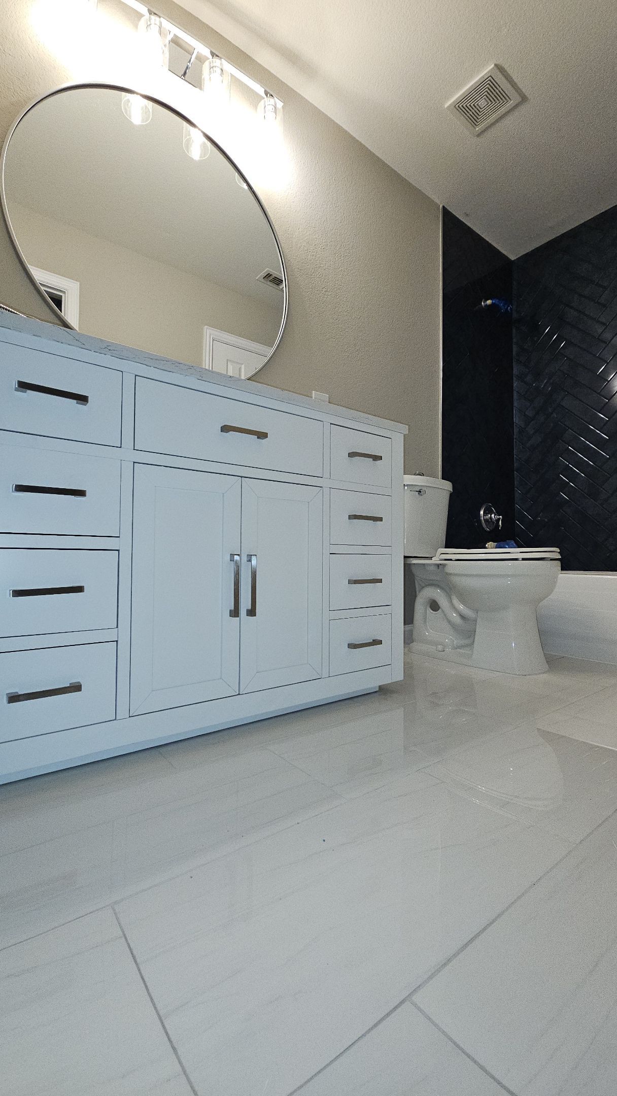 Novastar construction featured photo.
