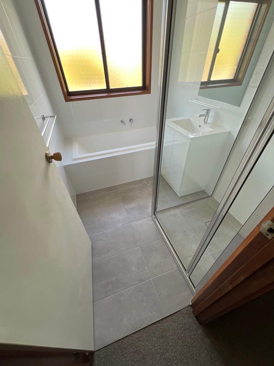 Bathroom Renovations for Rental Properties by Re-seal Bathrooms