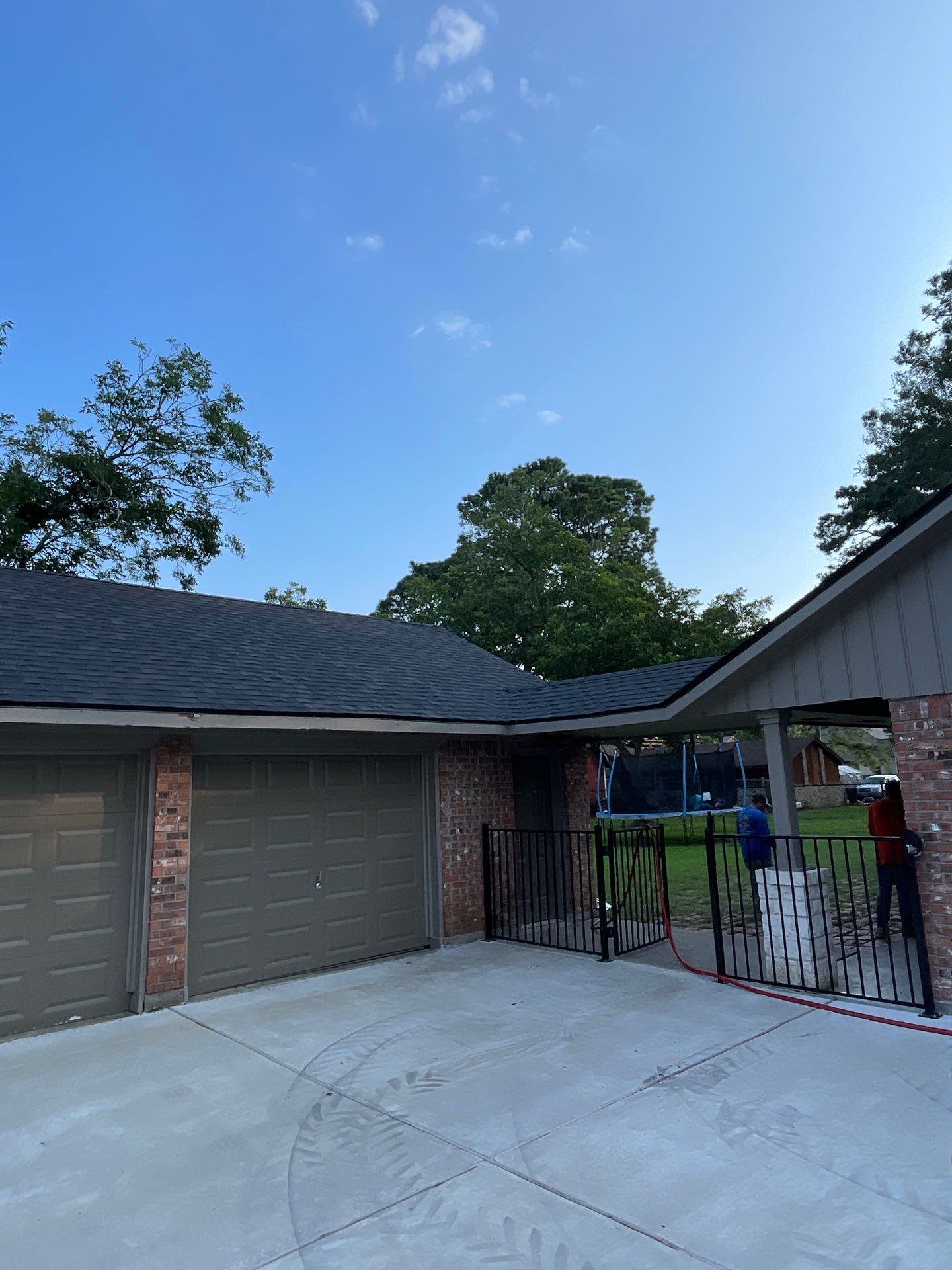 Residential Roofing Installation using Owen's Corning Duration (Lifetime) Shingles by Roof Repair Company