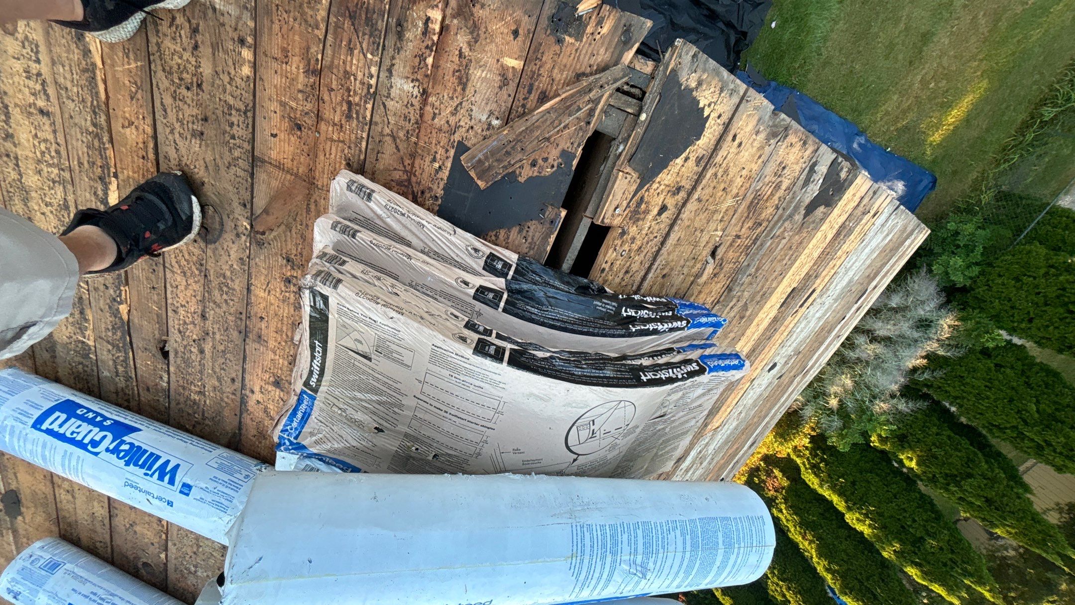 Roof Replacement using CertainTeed Northgate by 180 Contractors