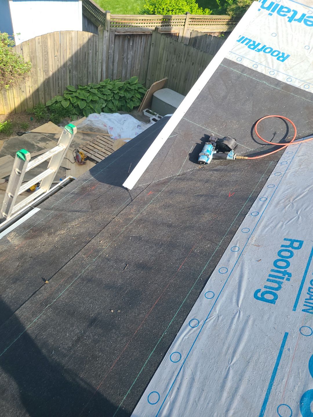 Arlington: CertainTeed Landmark Pro Designer Shingles in Max Def Pewter by RM Banning, Inc.