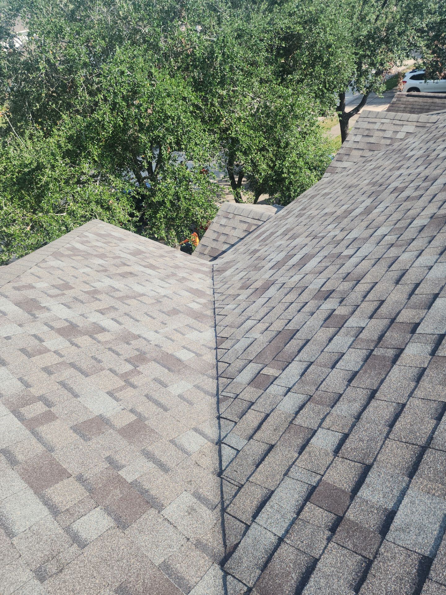 Residential Roofing Installation using Owen's Corning Duration (Lifetime) Shingles by Roof Repair Company