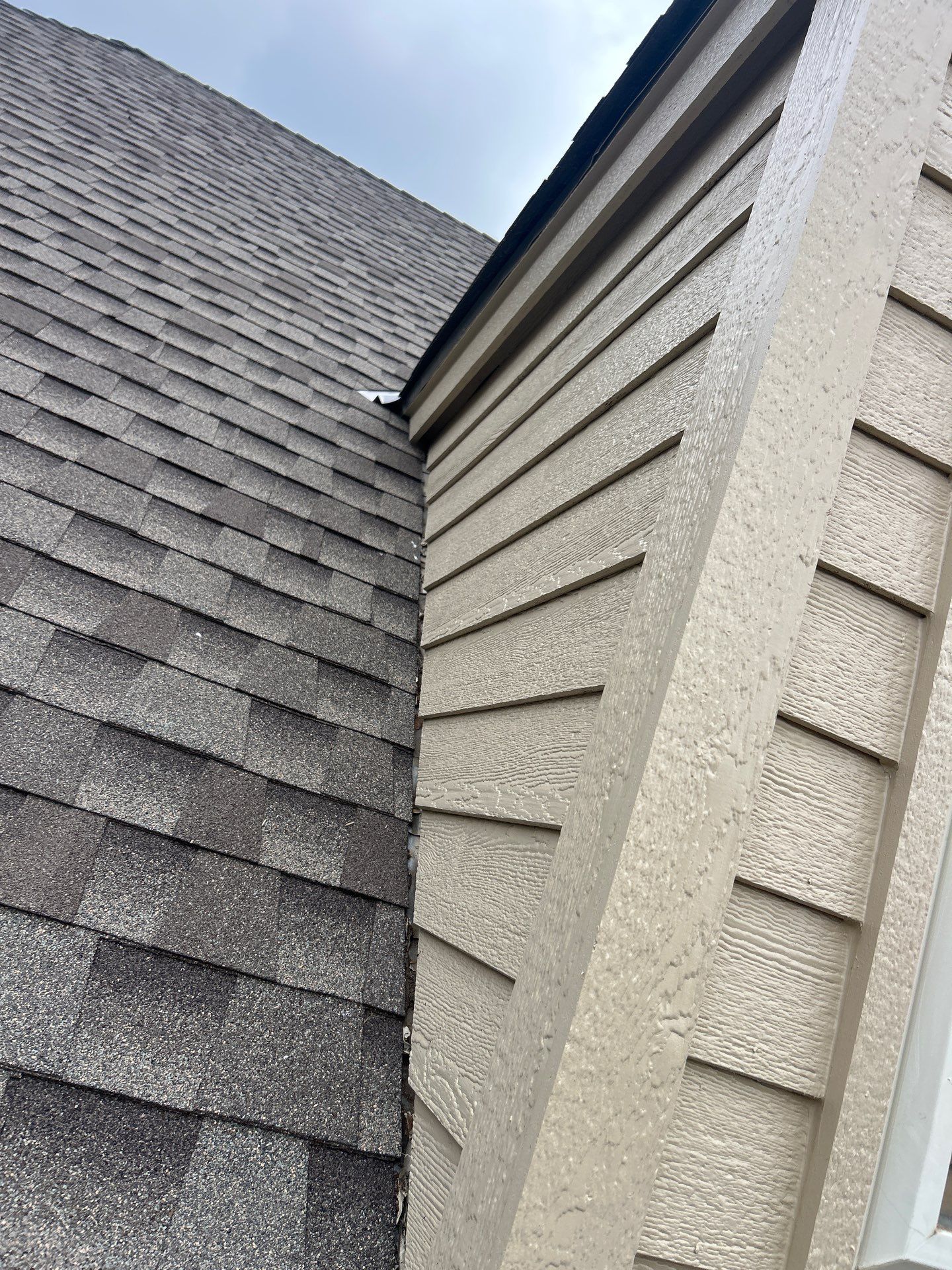 Siding Replacement in Edmond, OK by McCann's Roofing and Construction