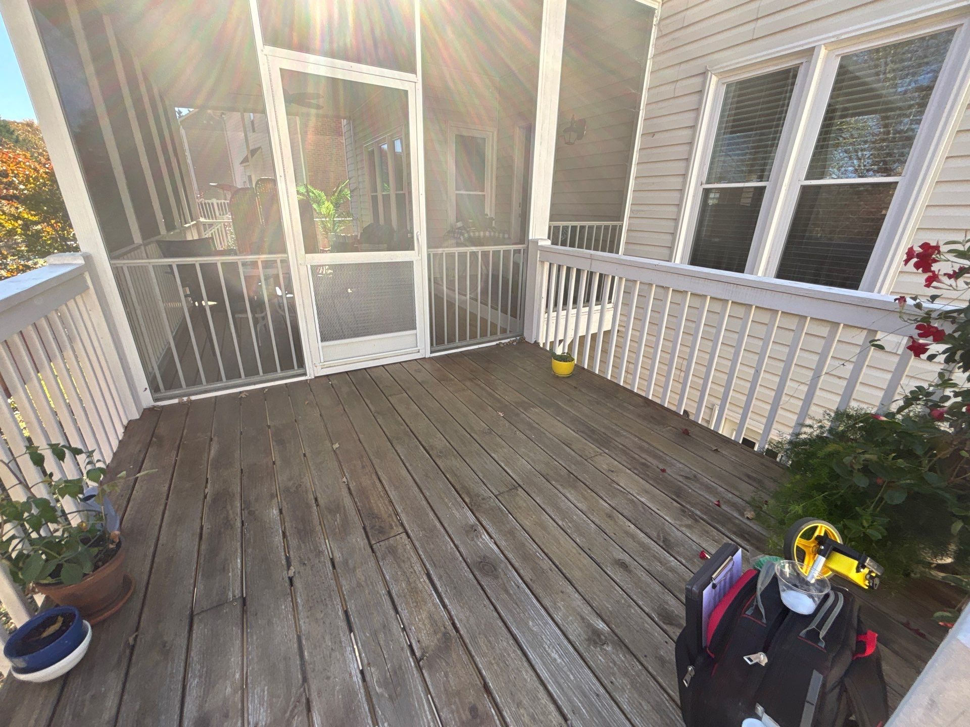 Wood Deck using Wood Sealant by DuraSeal