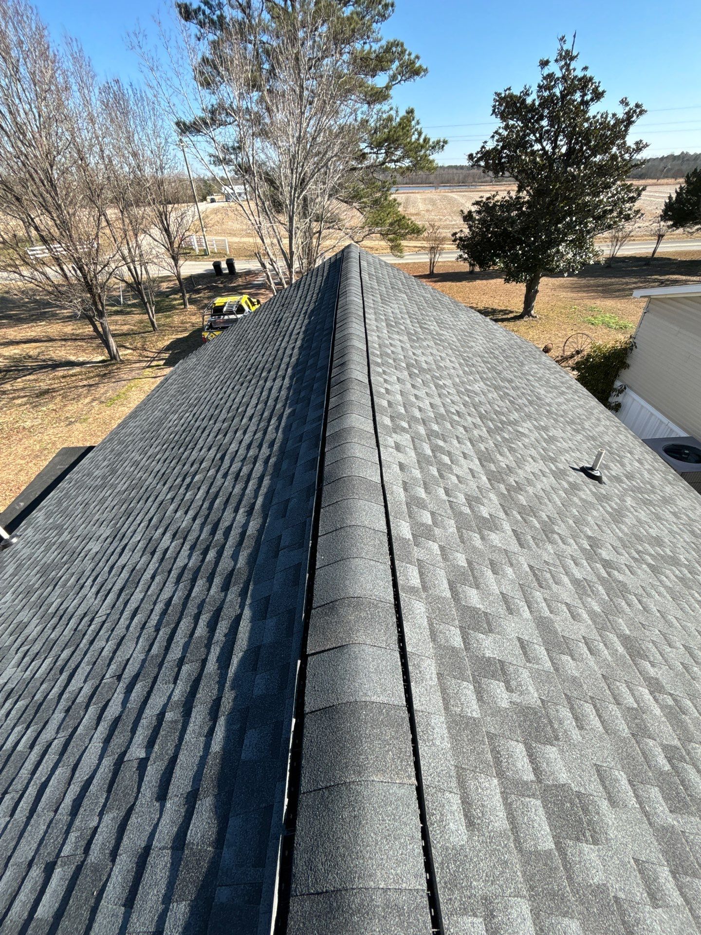 GAF HDZ - Charcoal by Linta Roofing Inc