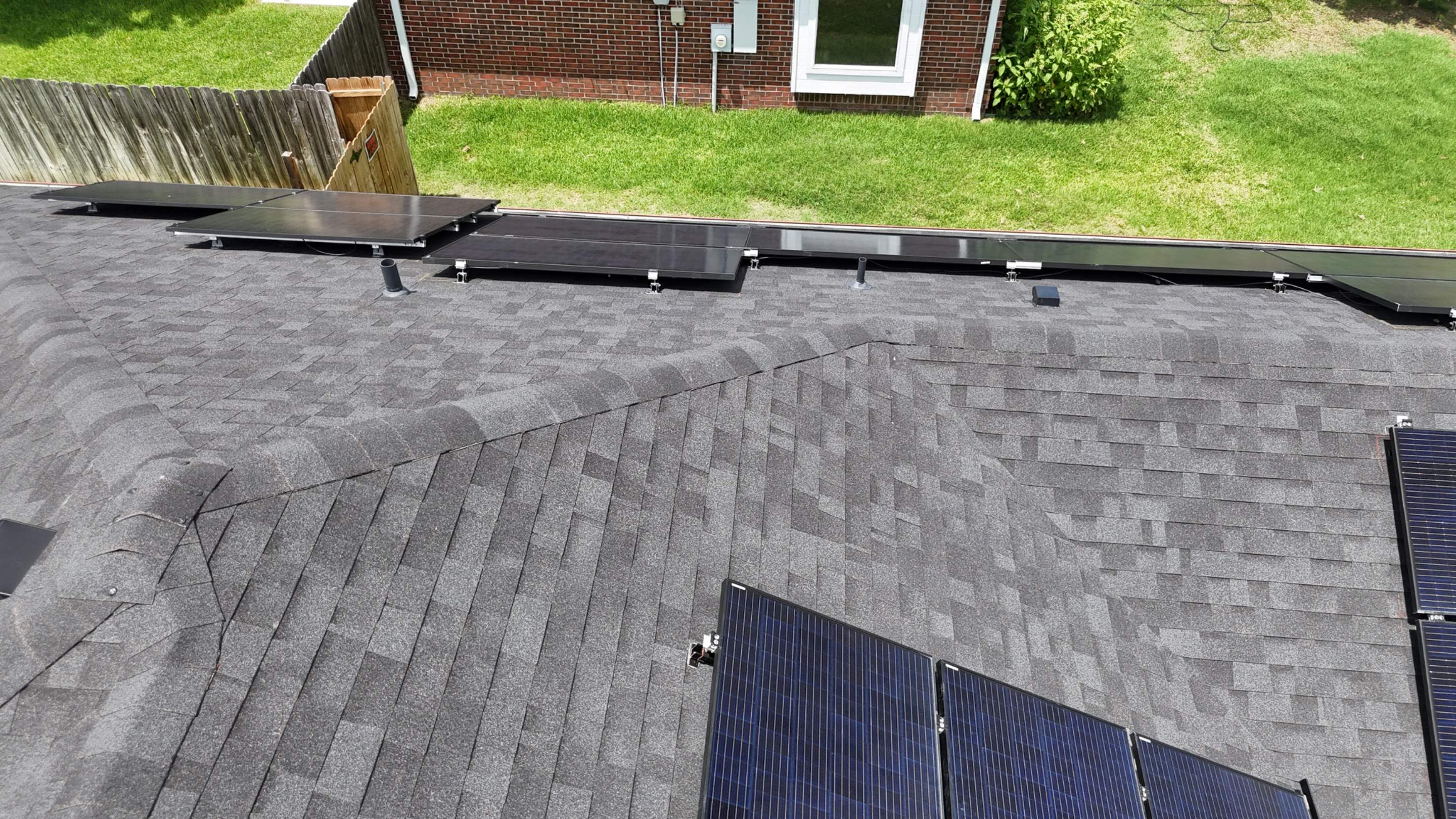 Brilliant Black - Malarkey Vista by RoofsOnly.com