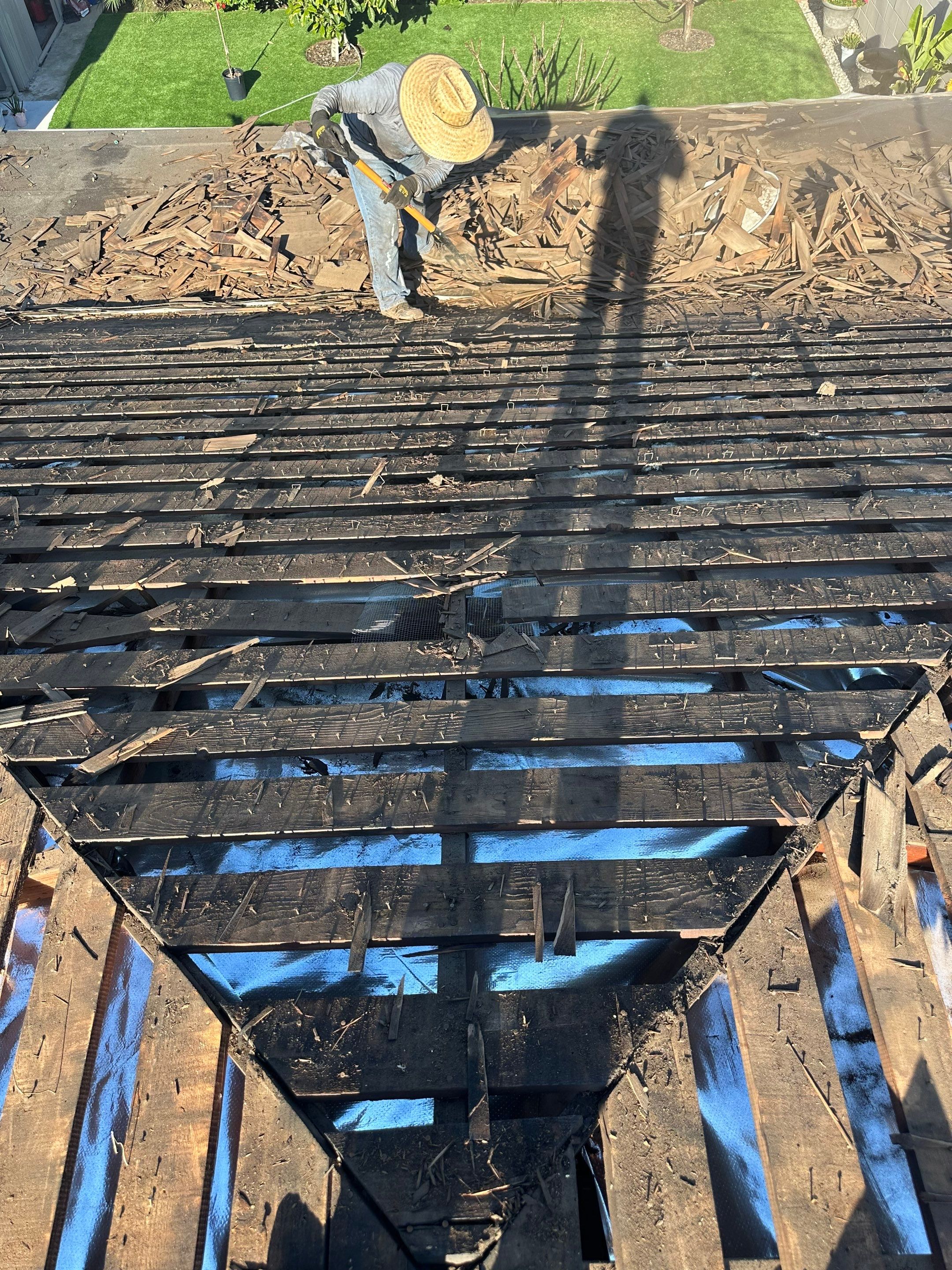 Roof Replacement - Lakewood, CA 90712 by Epic Roof Replacement