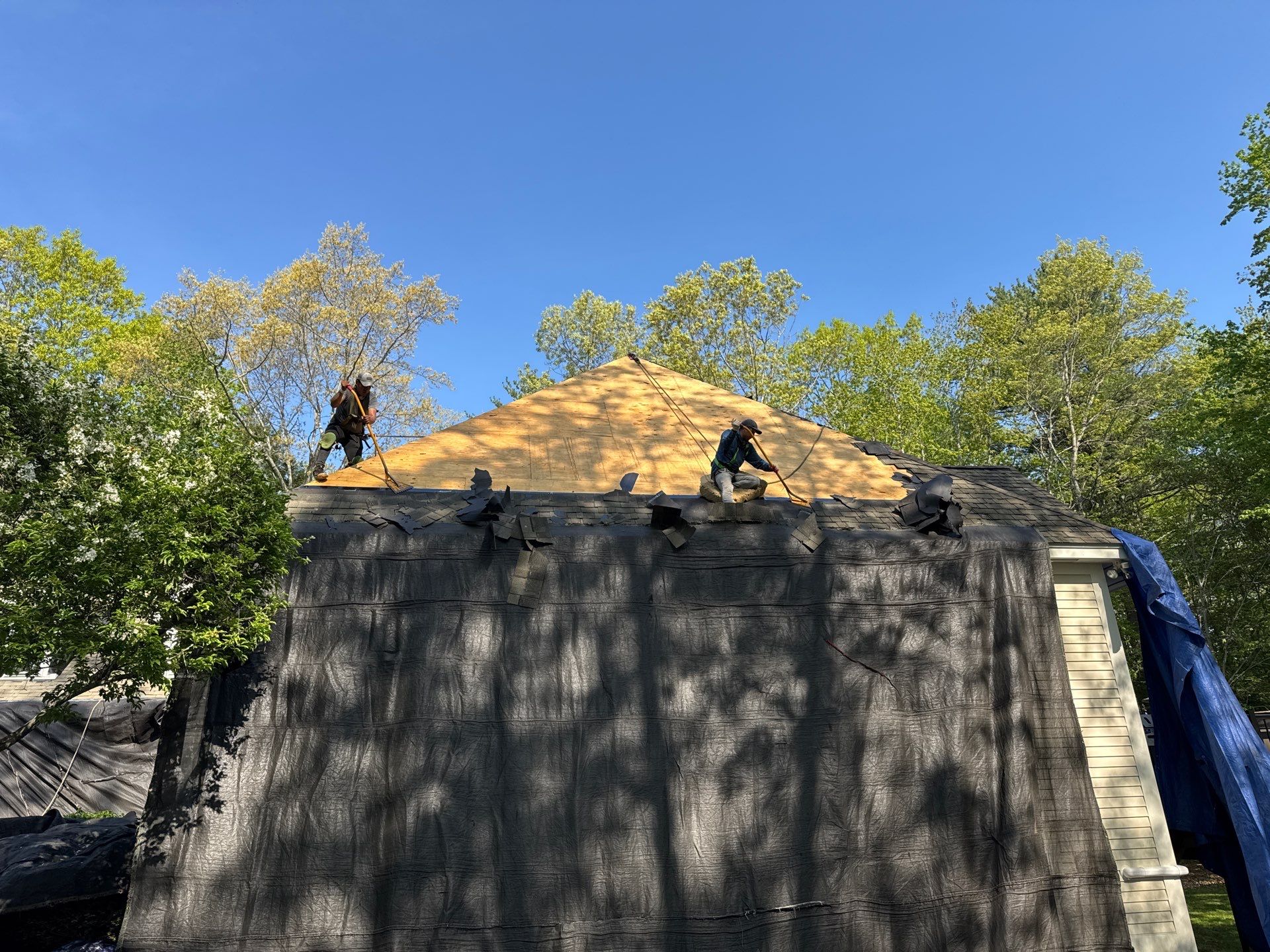 48-Square Roof Replacement in Exeter, NH Using Owens Corning Duration Shingles in Driftwood by Compass exteriors