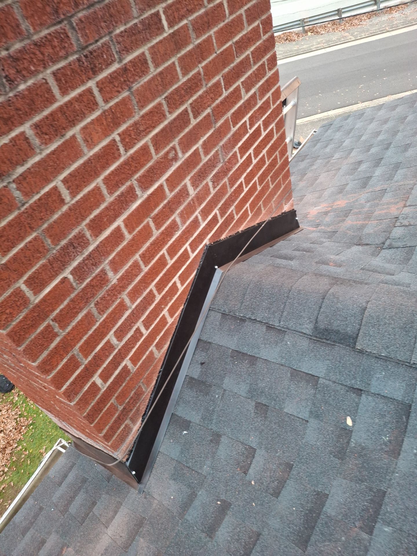 Residential Roofing Installation using GAF Timberline HDZ Charcoal by Rainstoppers Roofing