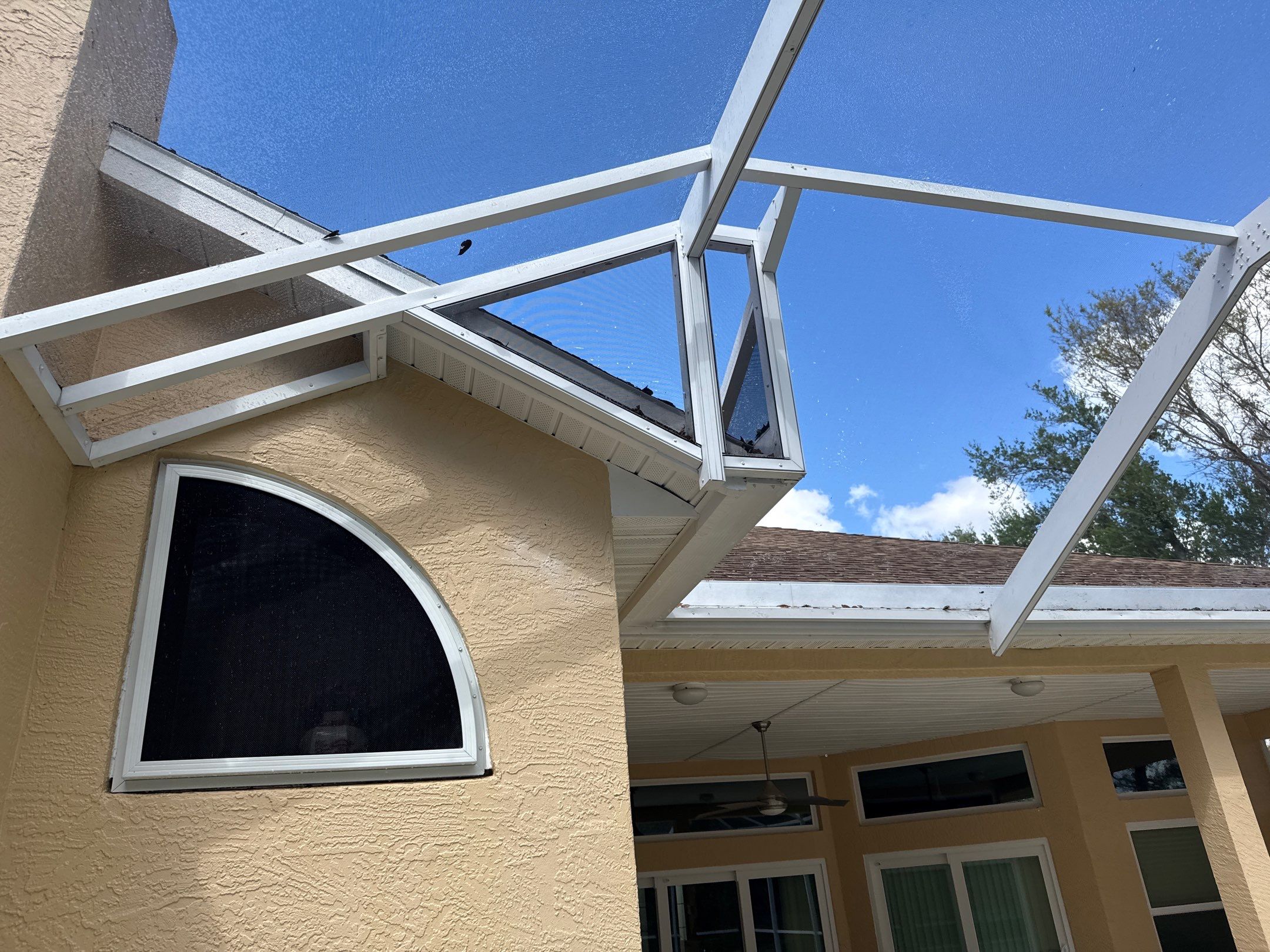 Painted Pool Deck, Pool Cage & Exterior Surface Cleaning in Creekwood – Bradenton, FL by Sunshine AquaWash