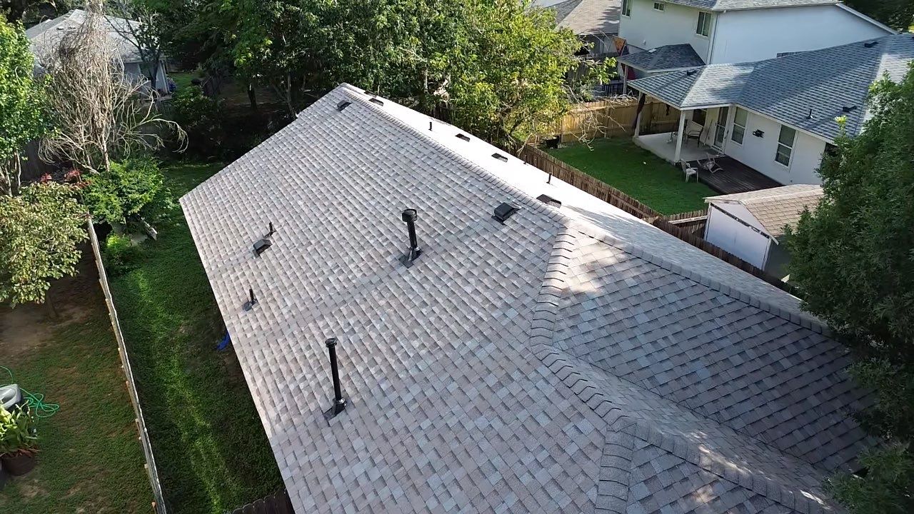 Amber - Owens Corning TruDefinition Duration by RoofsOnly.com