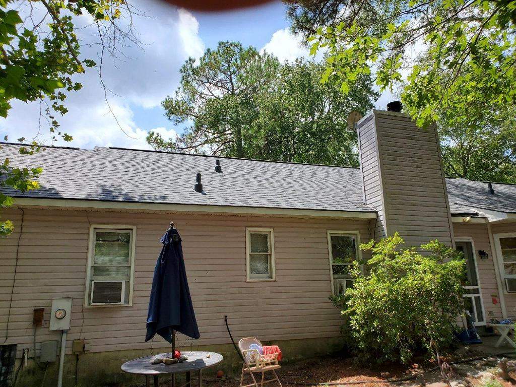 Residential Roofing Installation using Owens Corning Oakridge- Williamsburg Gray by Indigo State Roofing