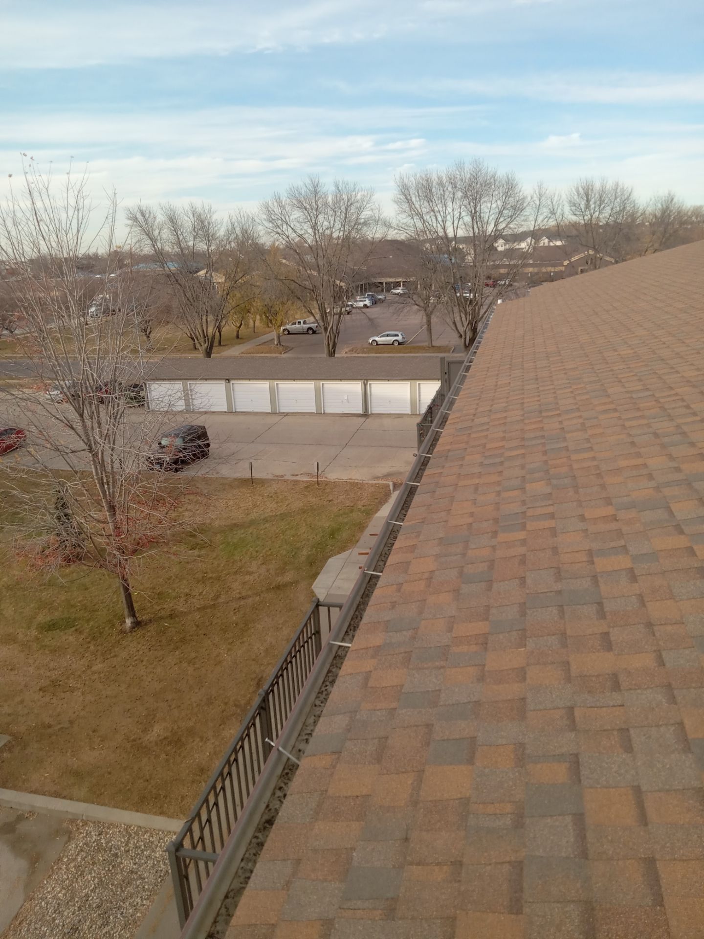 Commercial gutter cleaning Sioux Falls, SD after photo with clean gutters