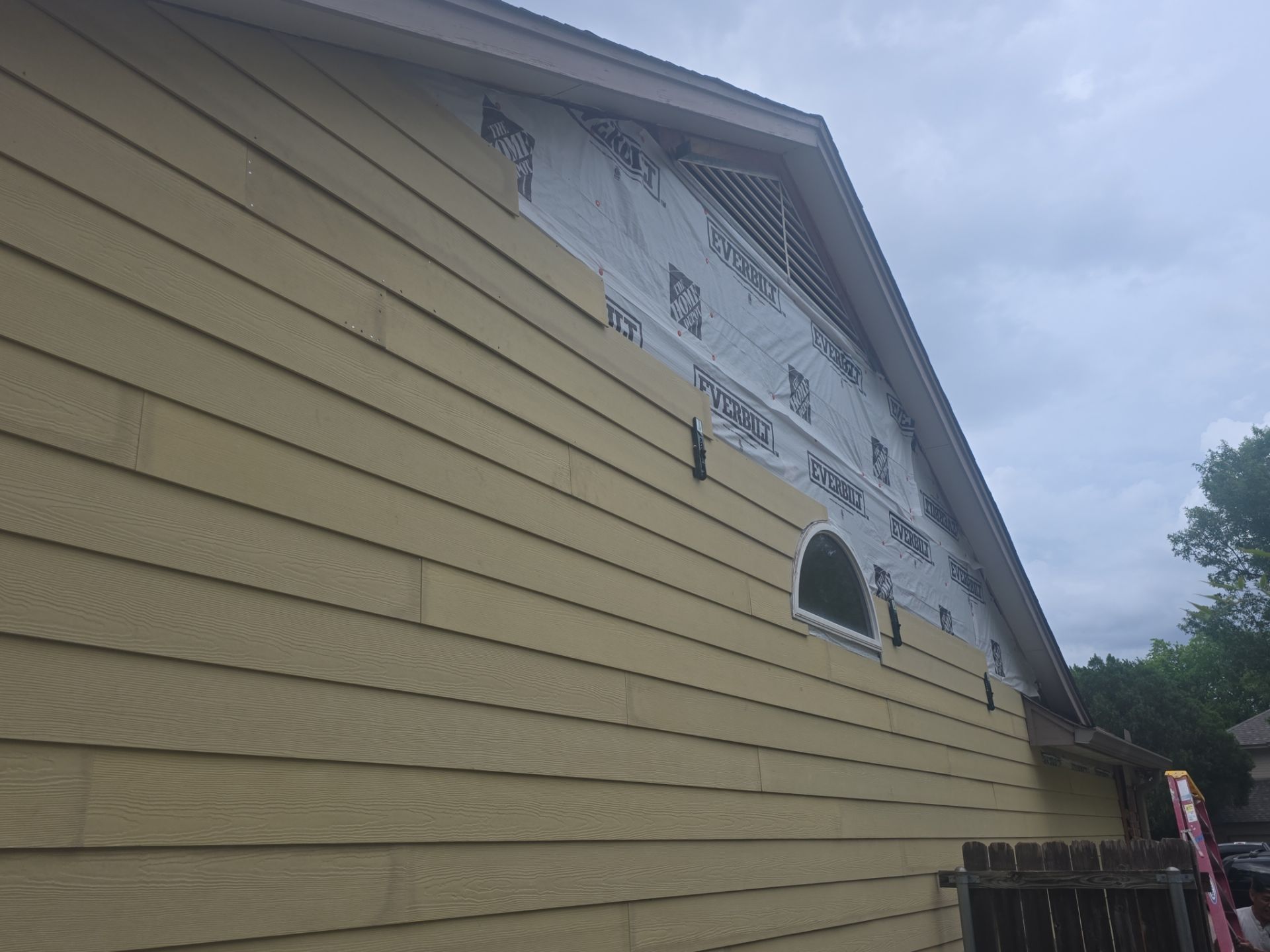 Siding project in Cedar Park, TX by REPS Austin Area Roofer