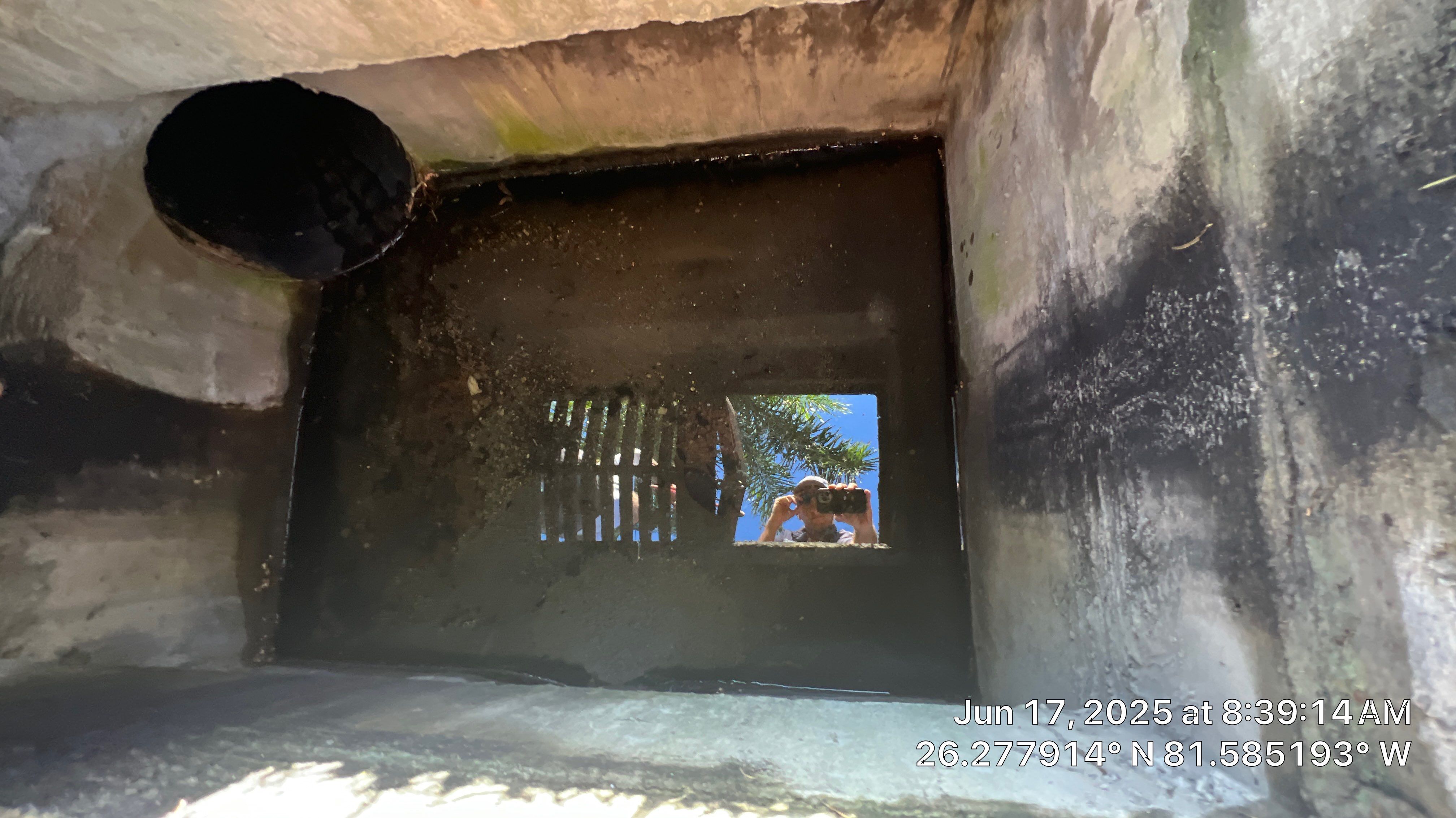 Naples Association Stormwater System Cleaning by APS Power & Water
