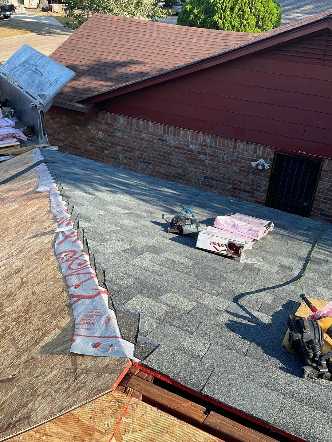 Residential Roofing Installation using Owen's Corning Duration (Lifetime) Shingles by Roof Repair Company