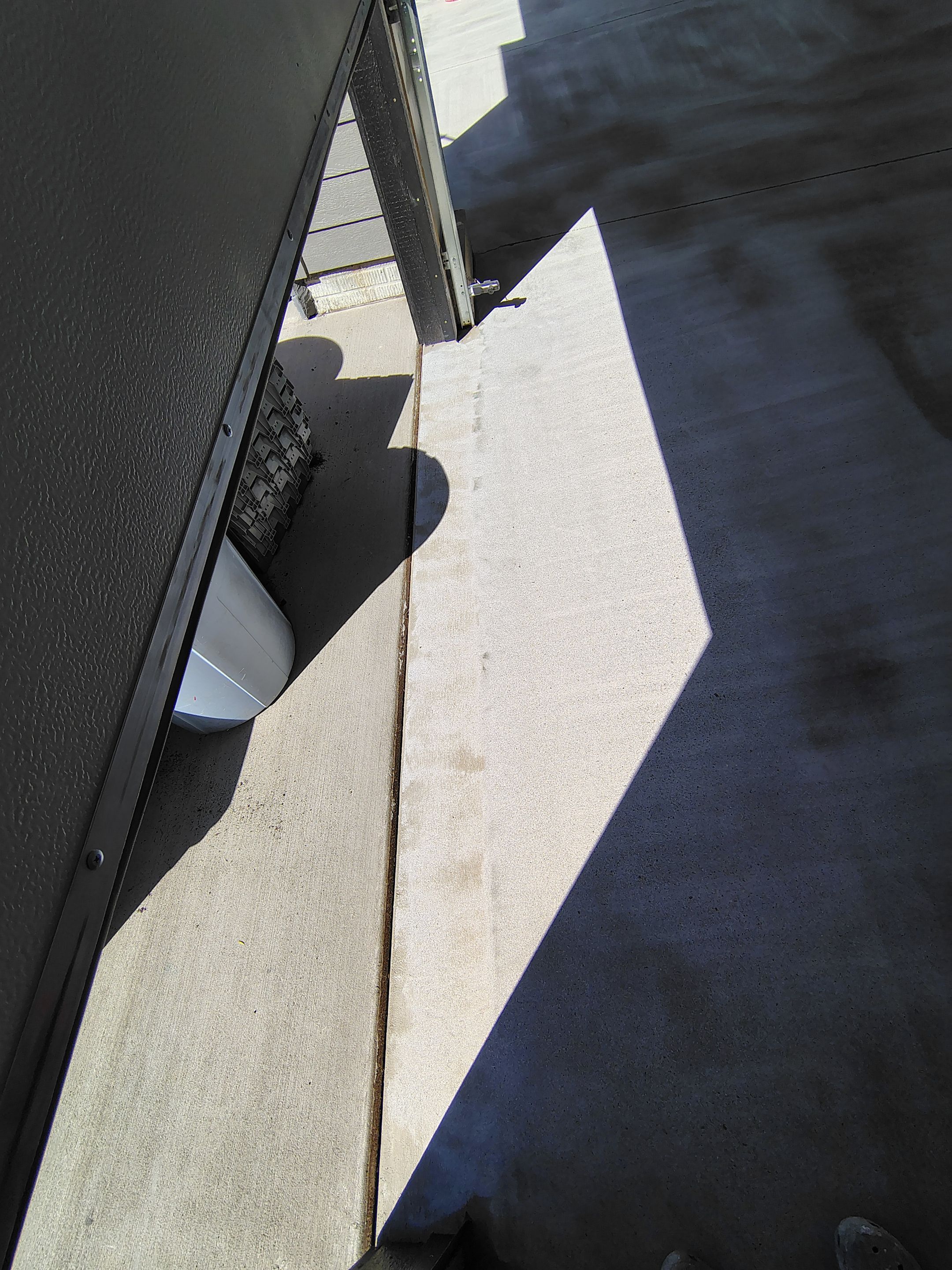 Decorative Flake Garage Floor Coating Installation in Tea, South Dakota by Select Painting, Coatings & Garage Cabinets