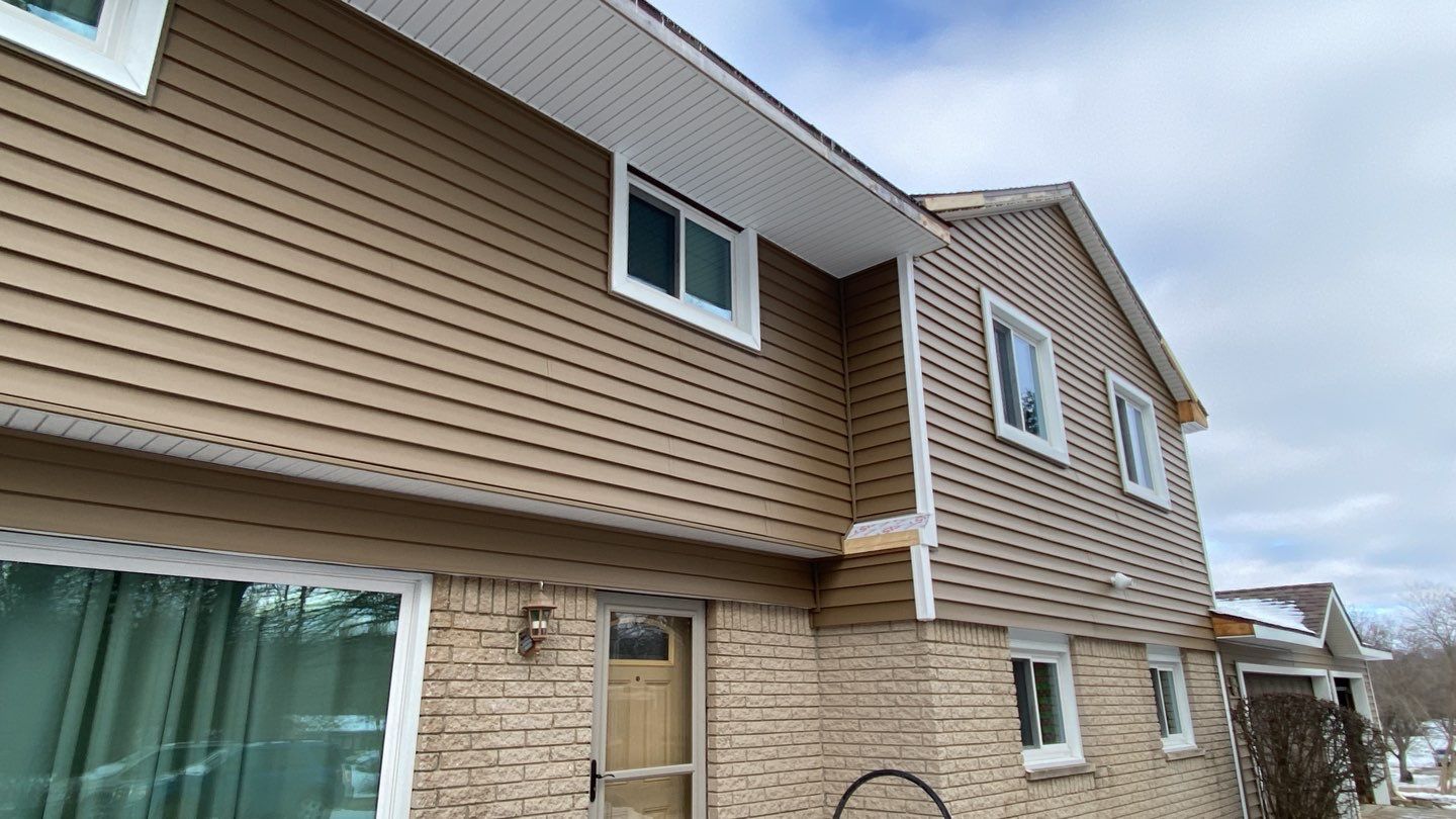 Siding Replacement using CertainTeed Monogram D5 Clapboard by 180 Contractors