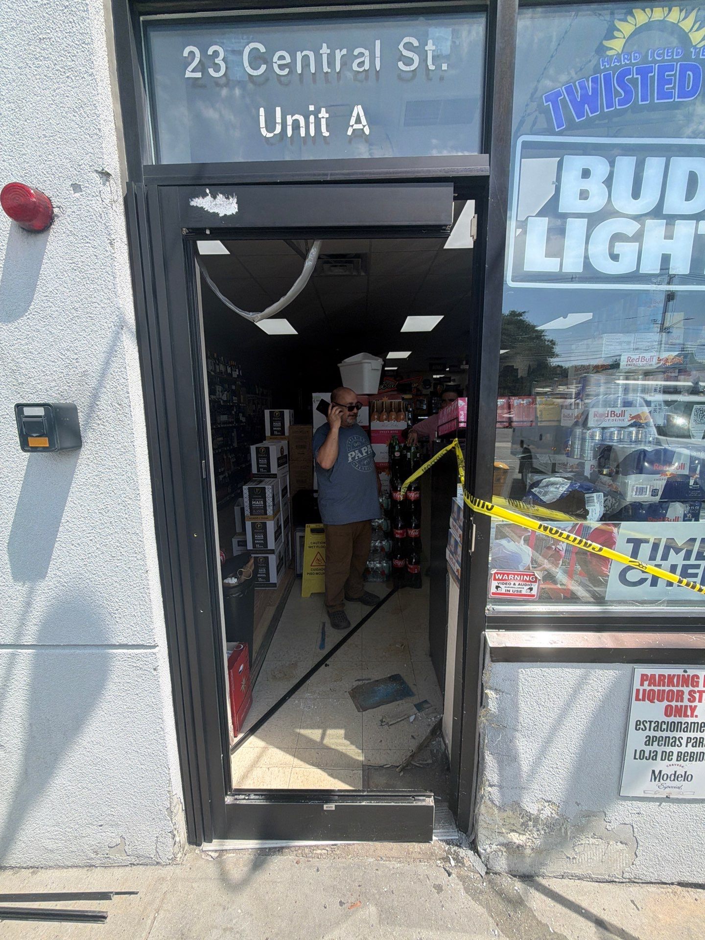 Retail Storefront Emergency Board Up and Door Replacement in Peabody by Boston Board Up