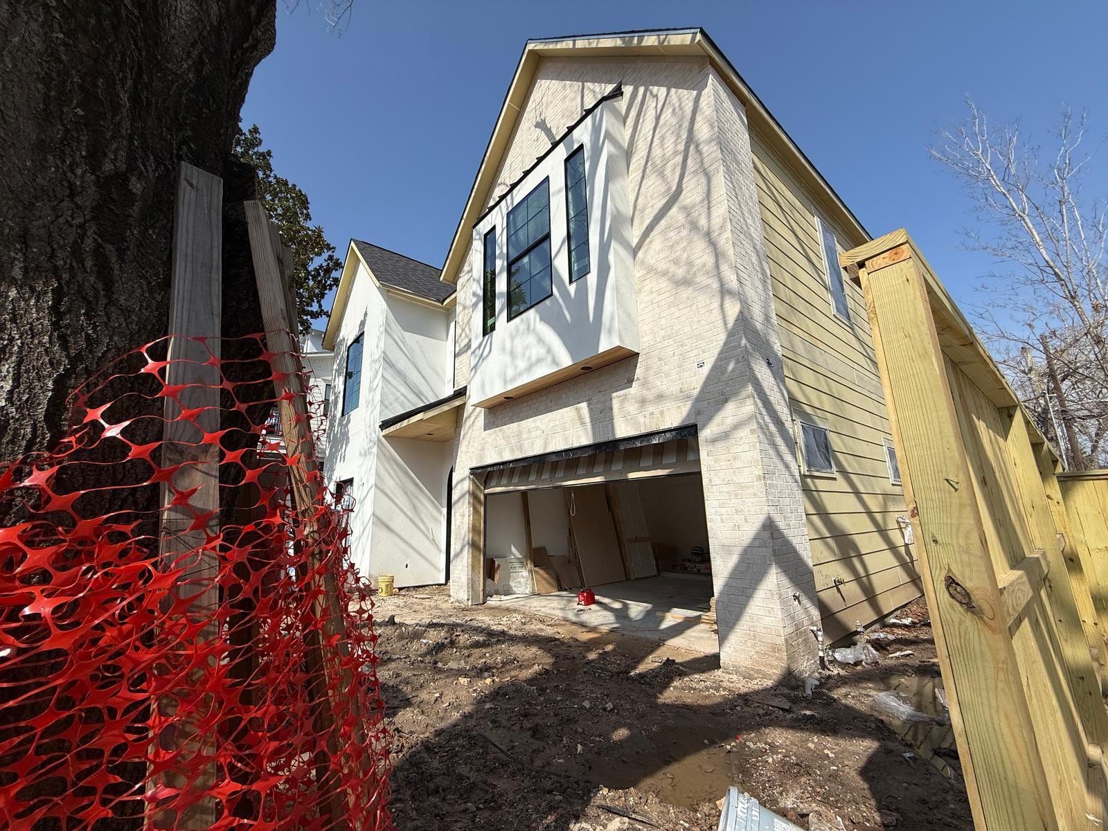 Midtown Fusion: Stucco and Brick Excellence by Apex Conventional Stucco Llc