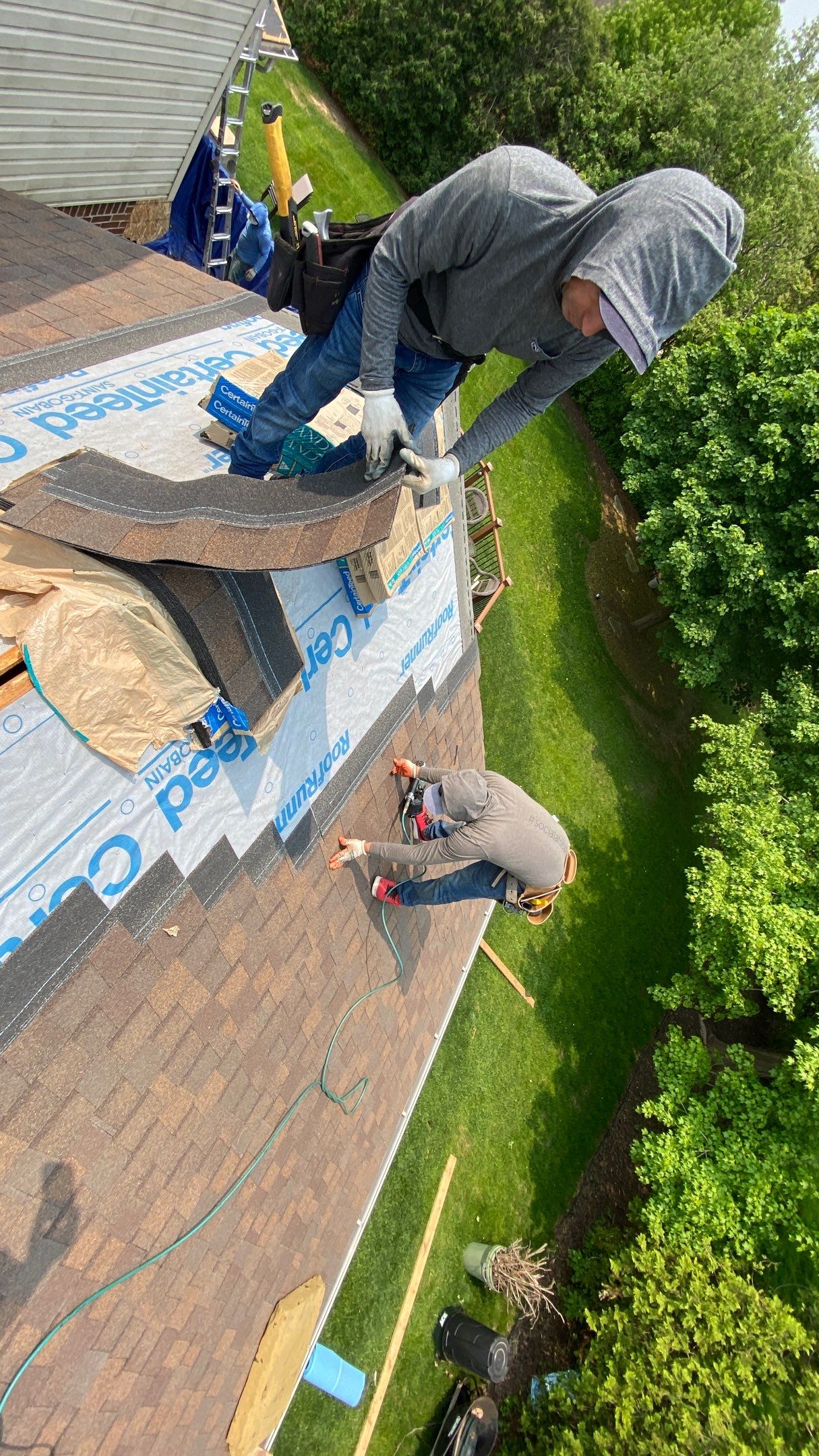 Roof Replacement using CertainTeed Landmark by 180 Contractors